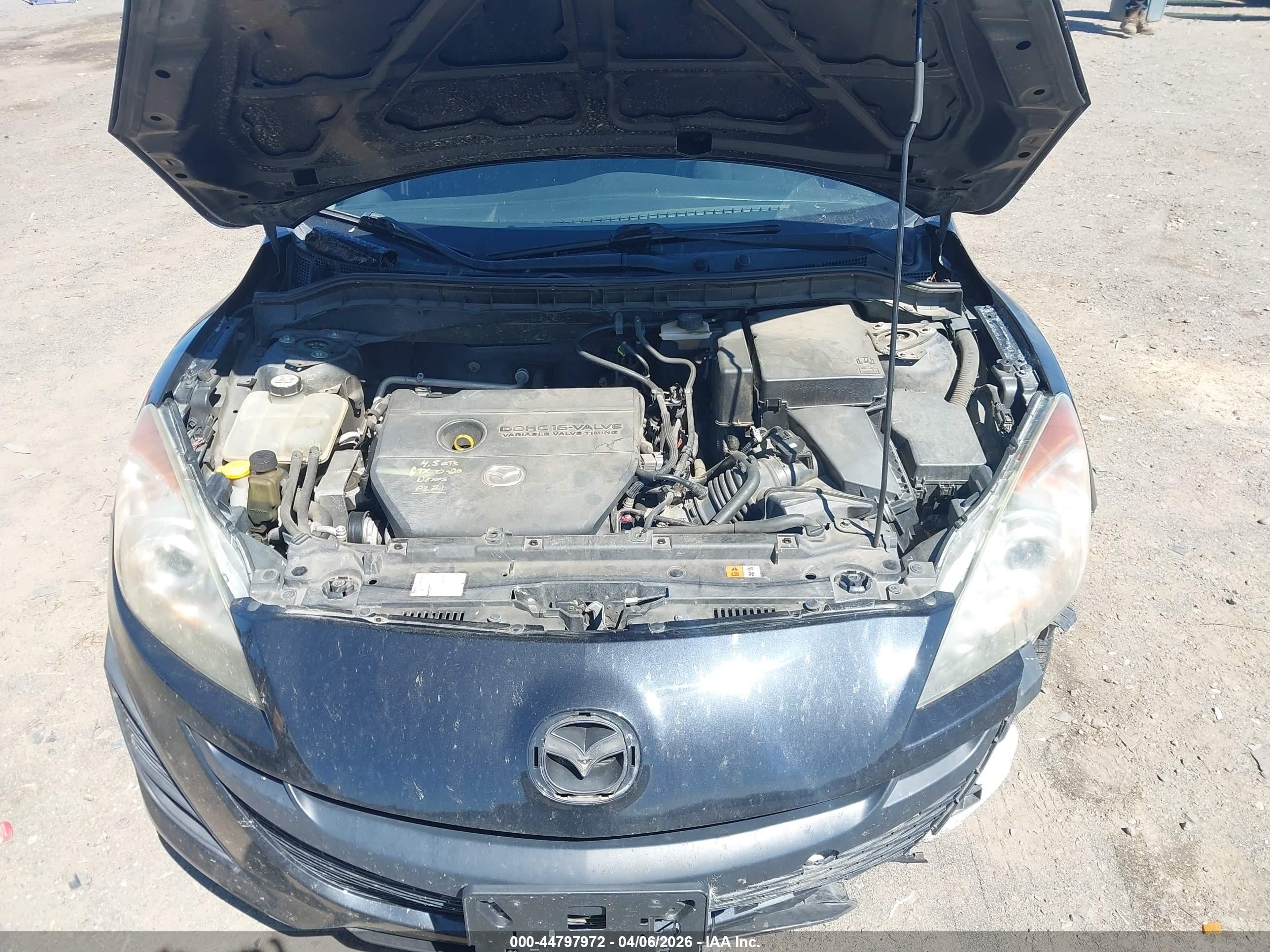 2011 Mazda Mazda3 I Touring Черный vin: JM1BL1VF8B1471295