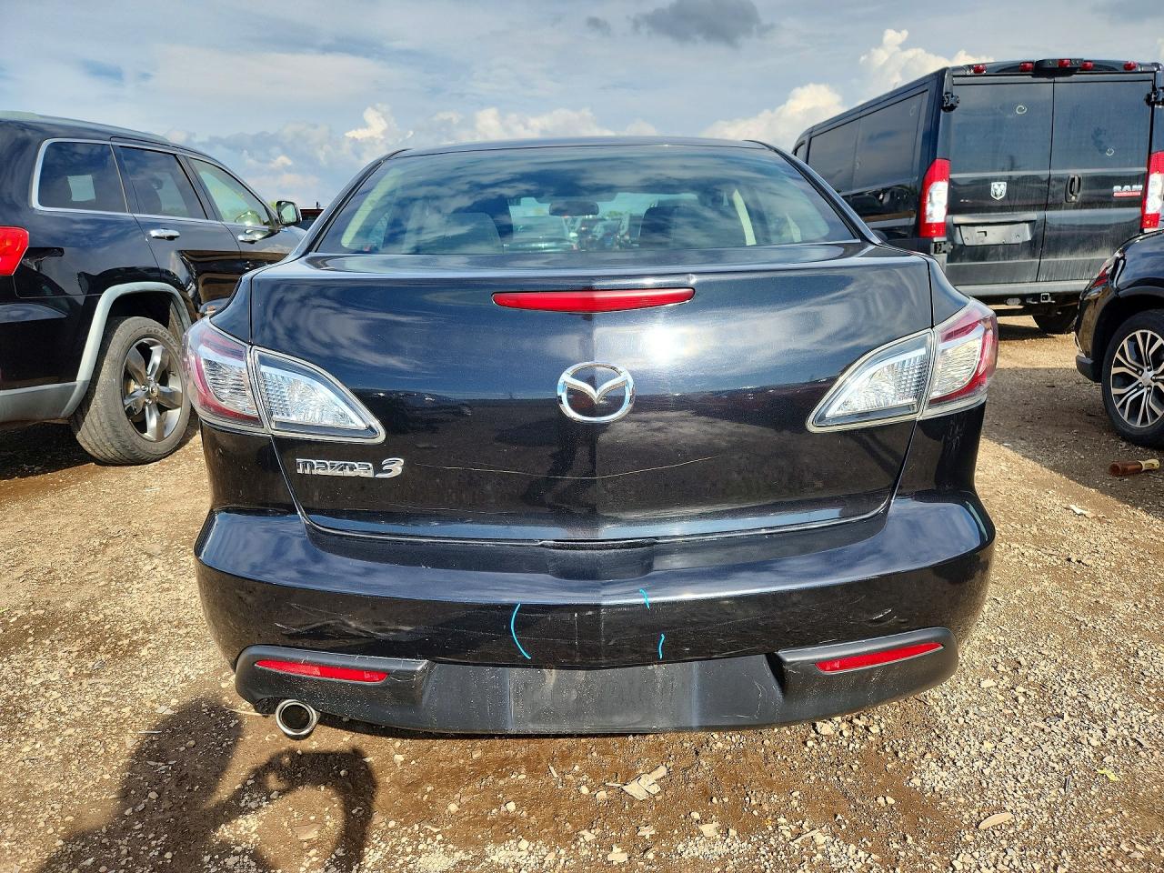 2011 Mazda 3 I Black vin: JM1BL1VF9B1357211