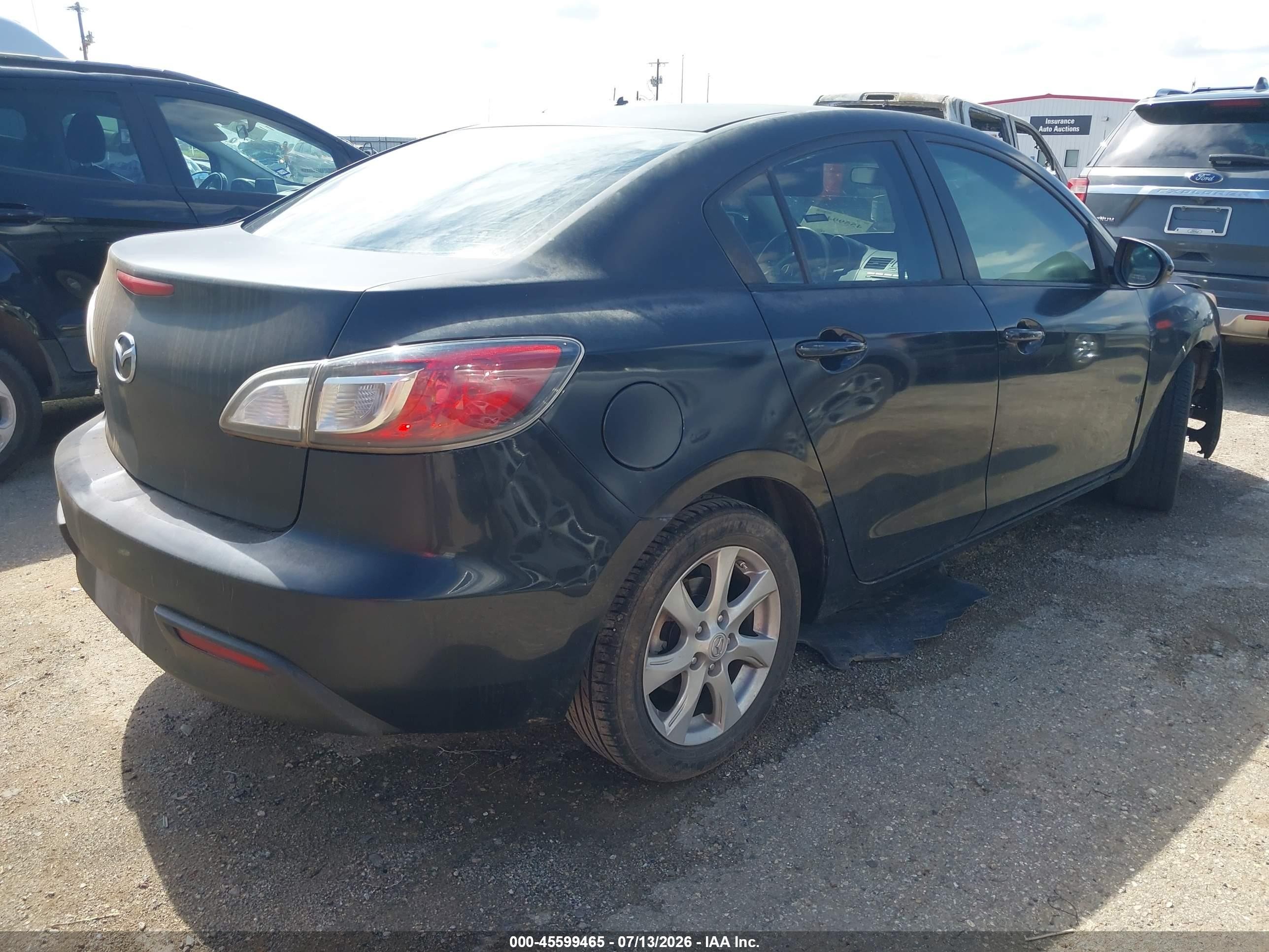 2011 Mazda Mazda3 I Touring Black vin: JM1BL1VF9B1472567