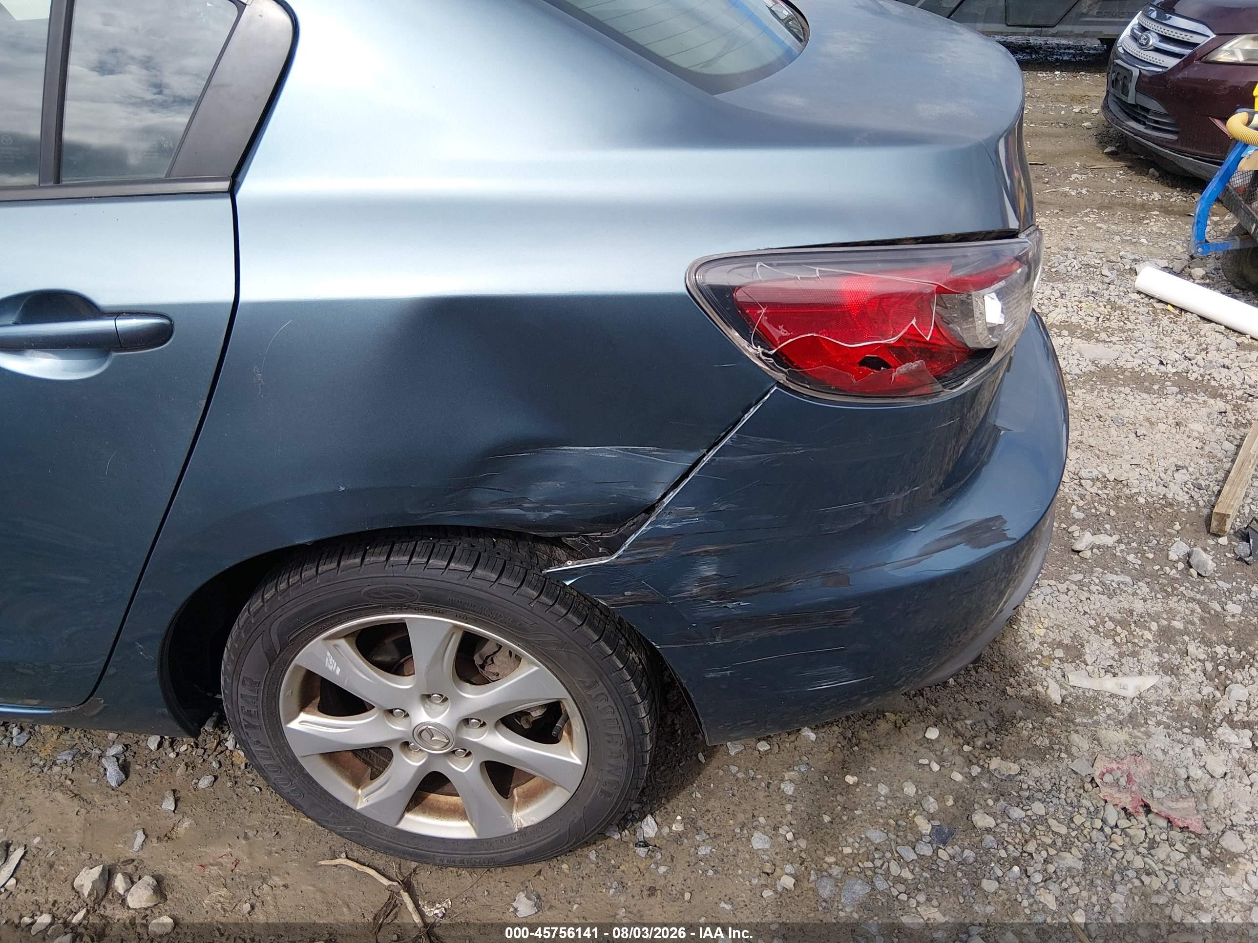 2011 Mazda Mazda3 I Touring Blue vin: JM1BL1VF9B1498750