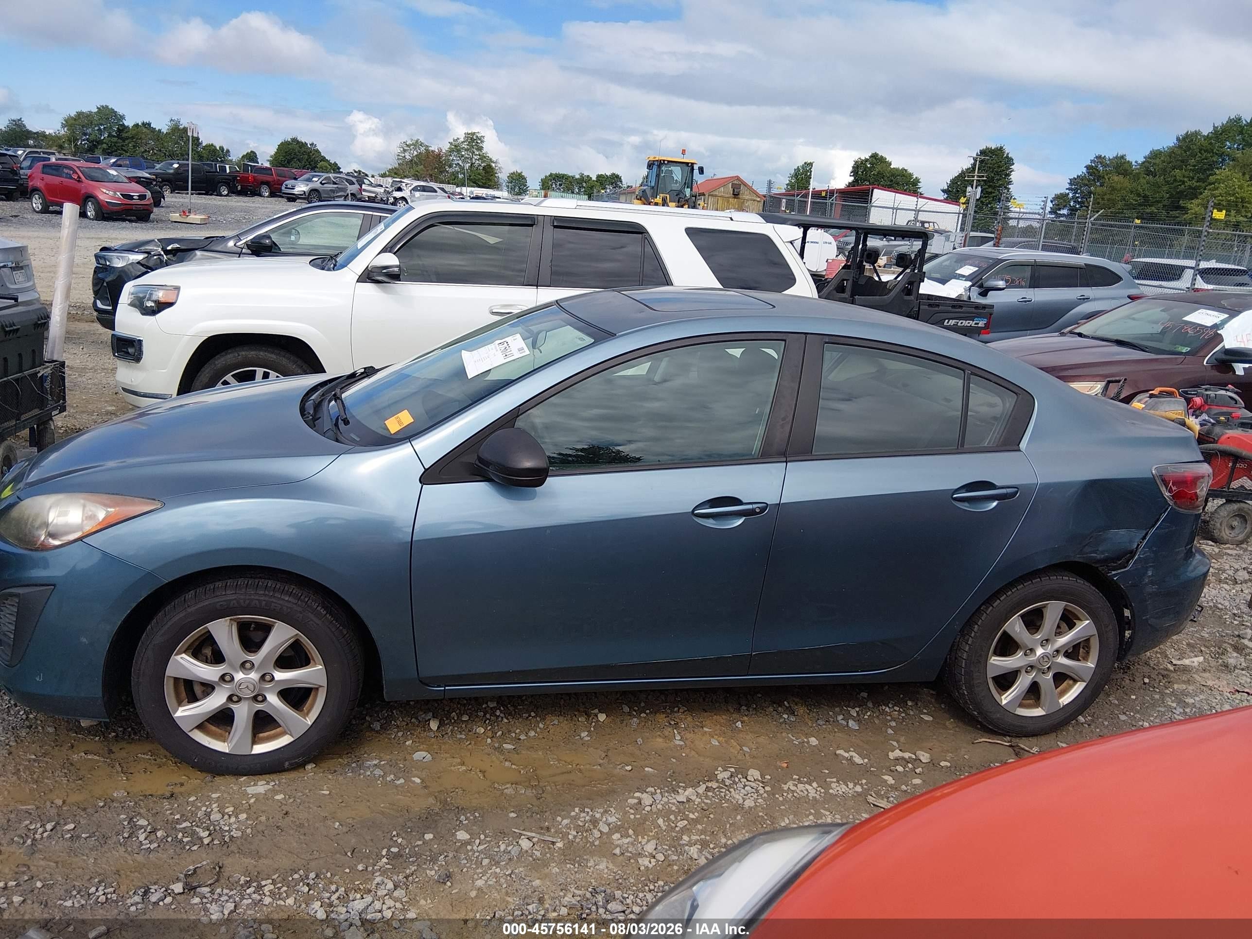 2011 Mazda Mazda3 I Touring Blue vin: JM1BL1VF9B1498750
