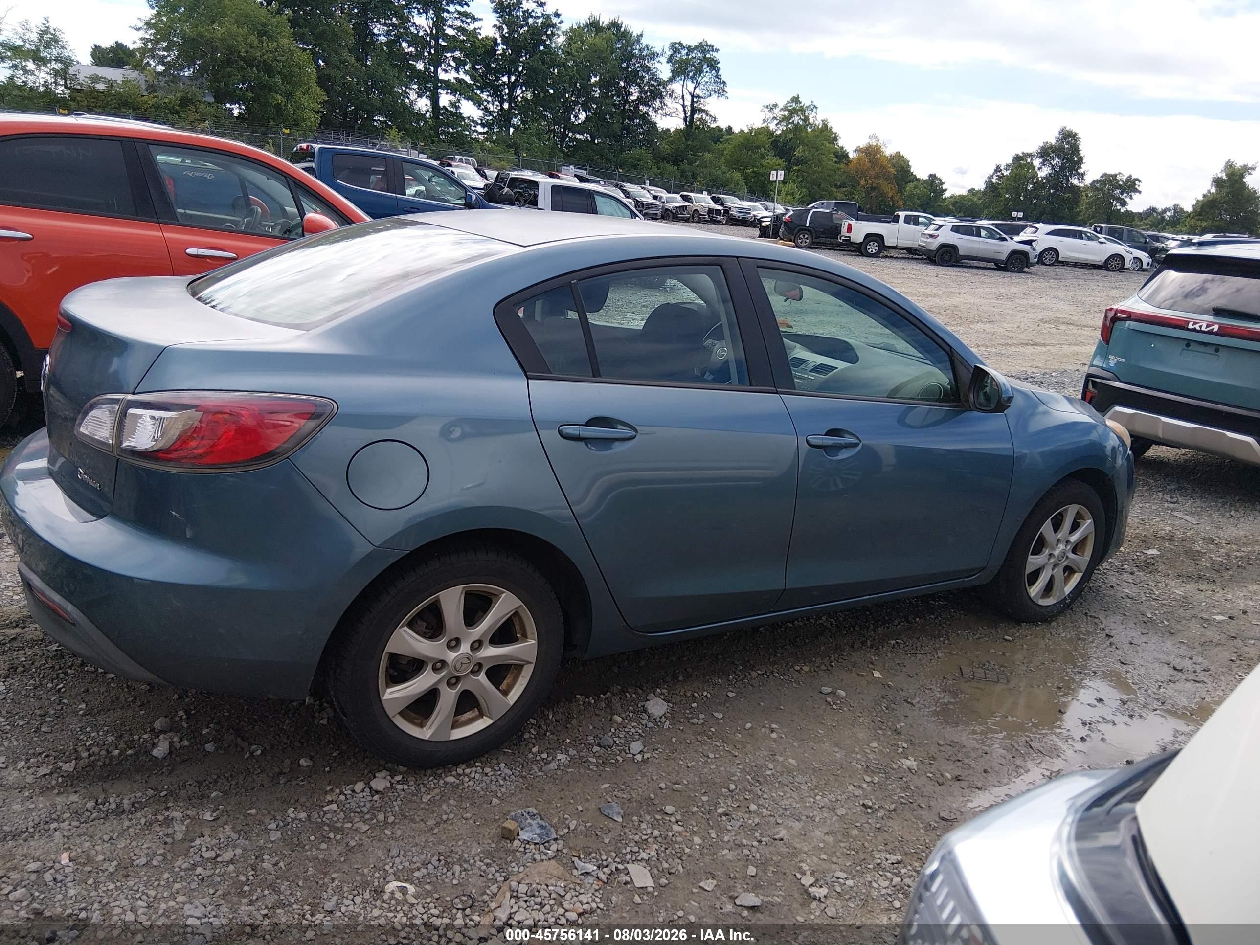 2011 Mazda Mazda3 I Touring Blue vin: JM1BL1VF9B1498750