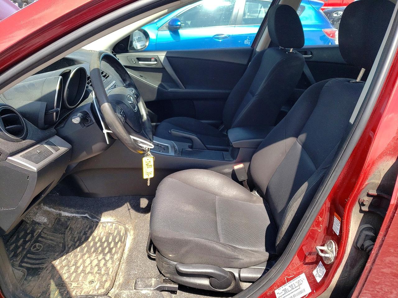 2011 Mazda 3 I Red vin: JM1BL1VFXB1444051