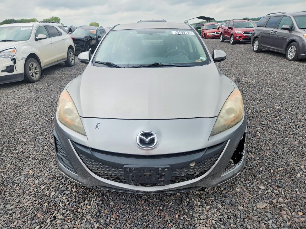 2011 Mazda 3 I Silver vin: JM1BL1VFXB1469788