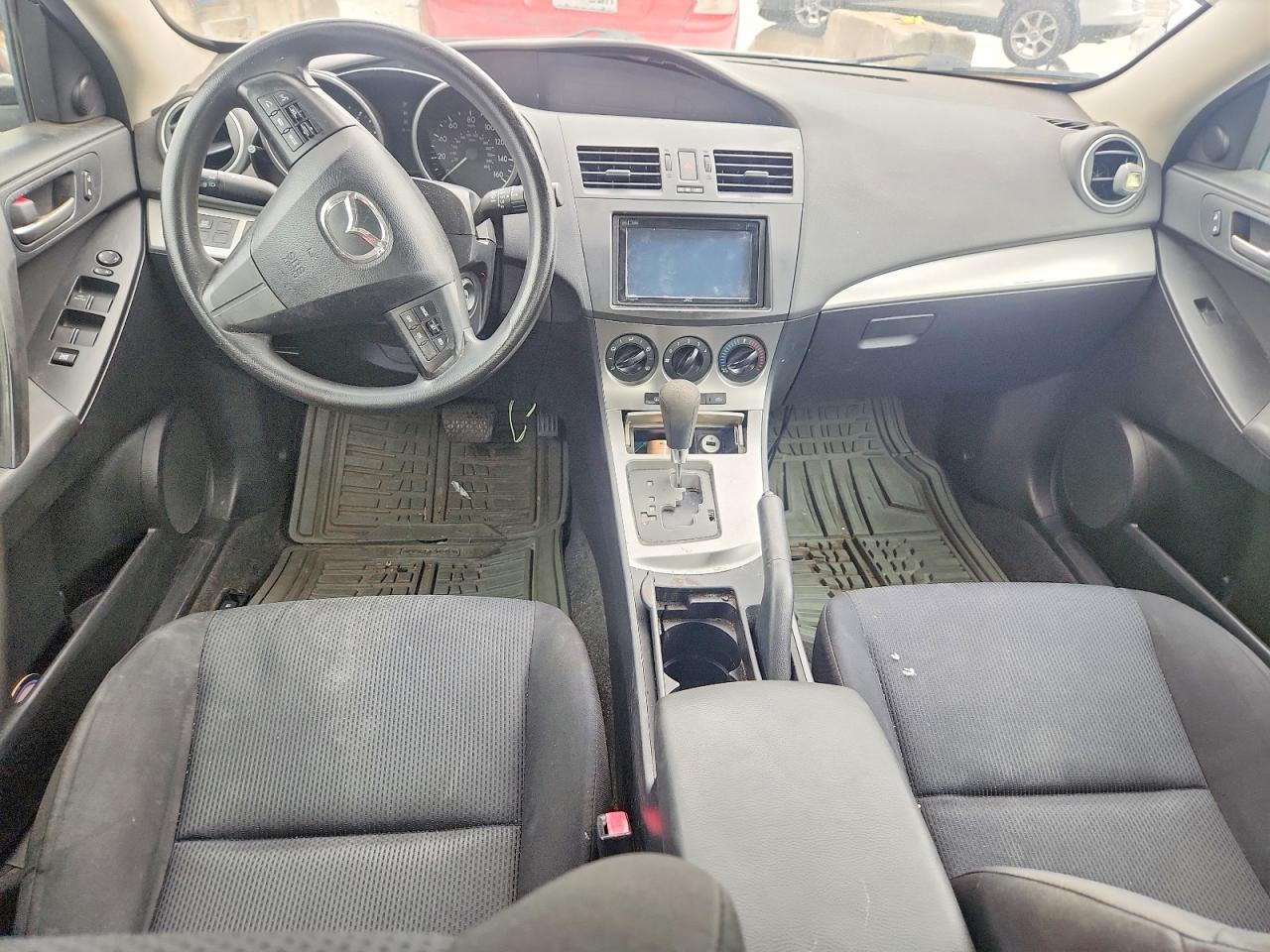 2011 Mazda 3 I Silver vin: JM1BL1VFXB1469788