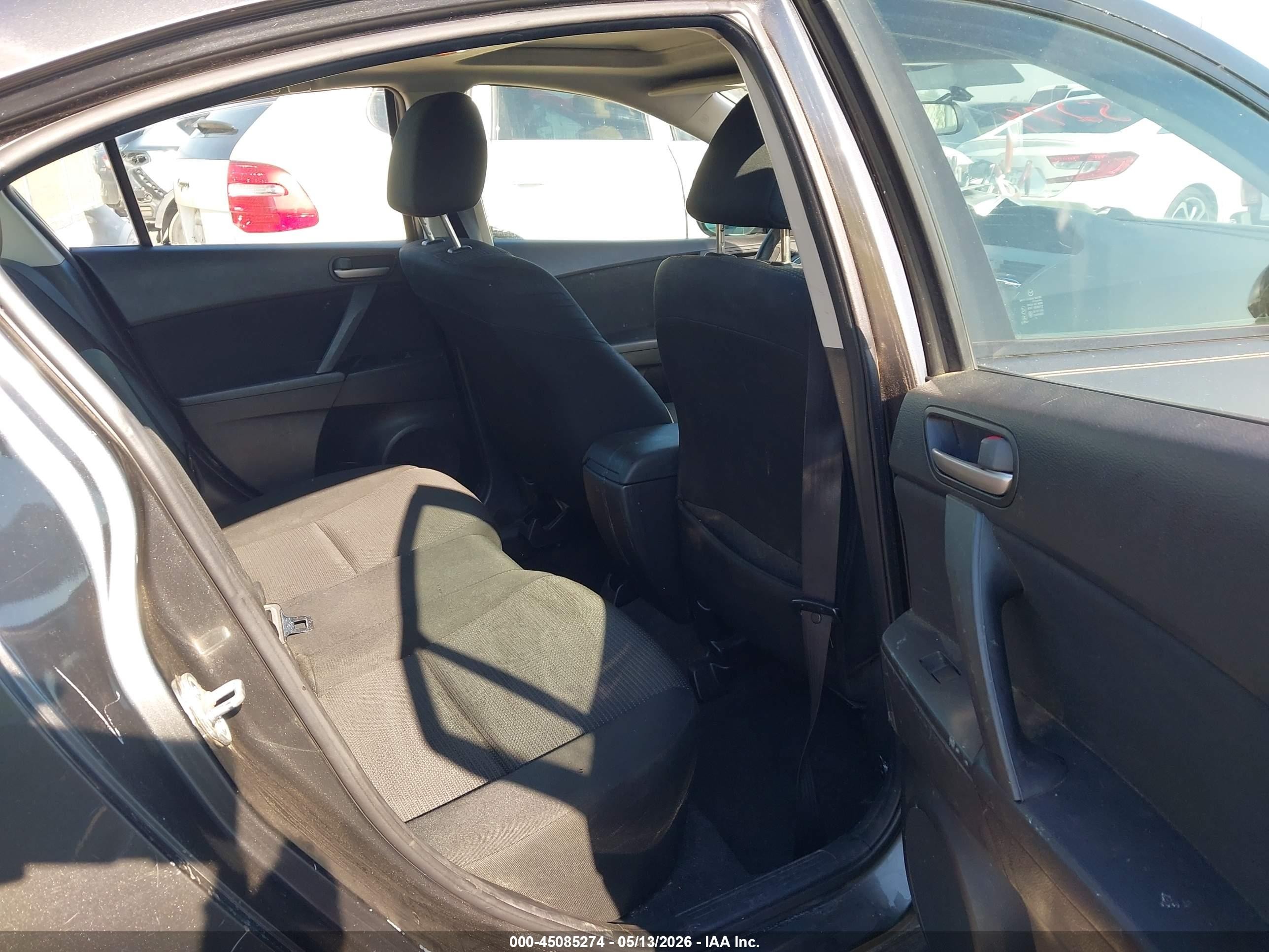 2012 Mazda Mazda3 I Touring Gray vin: JM1BL1VFXC1503679
