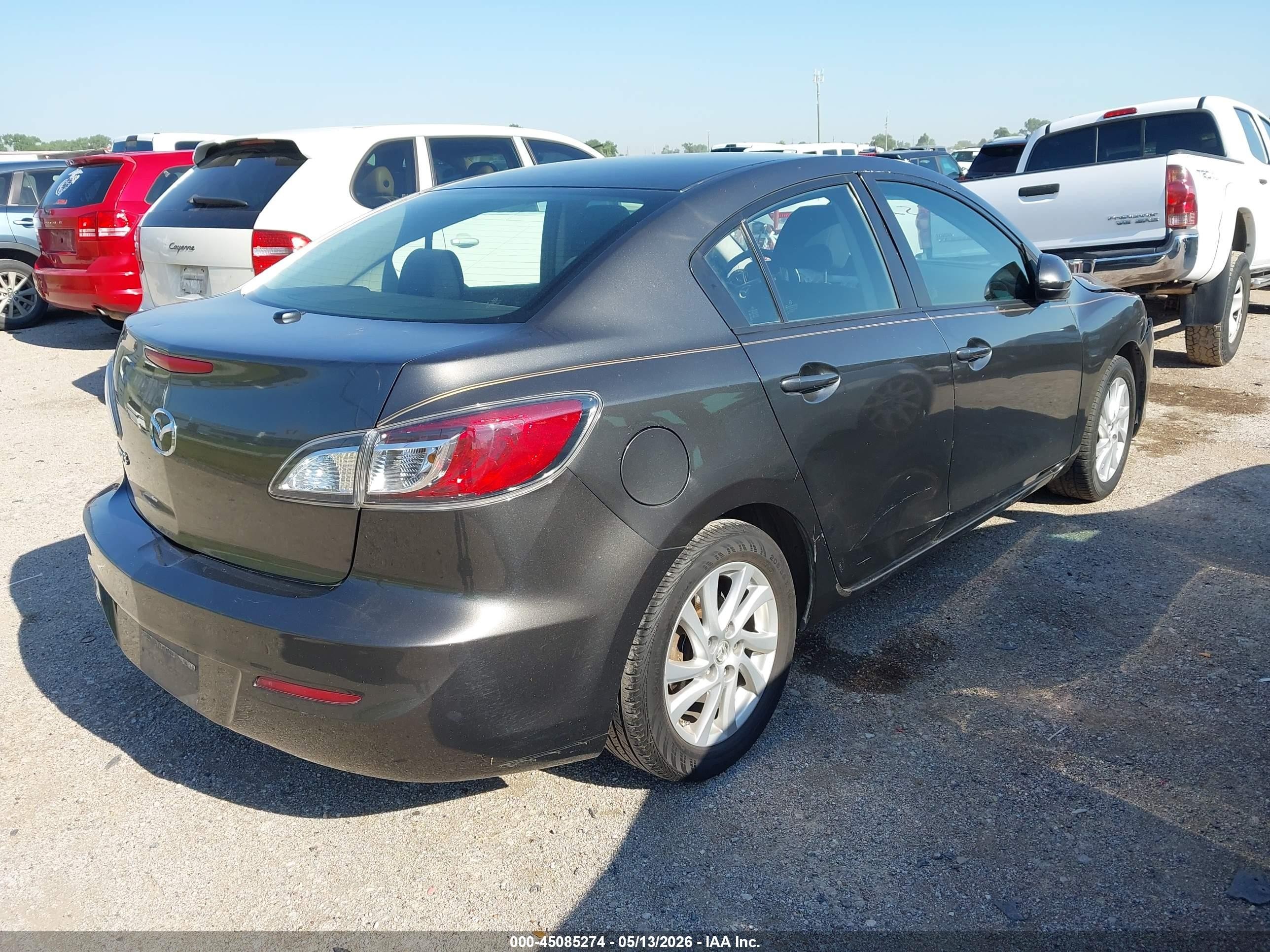 2012 Mazda Mazda3 I Touring Gray vin: JM1BL1VFXC1503679