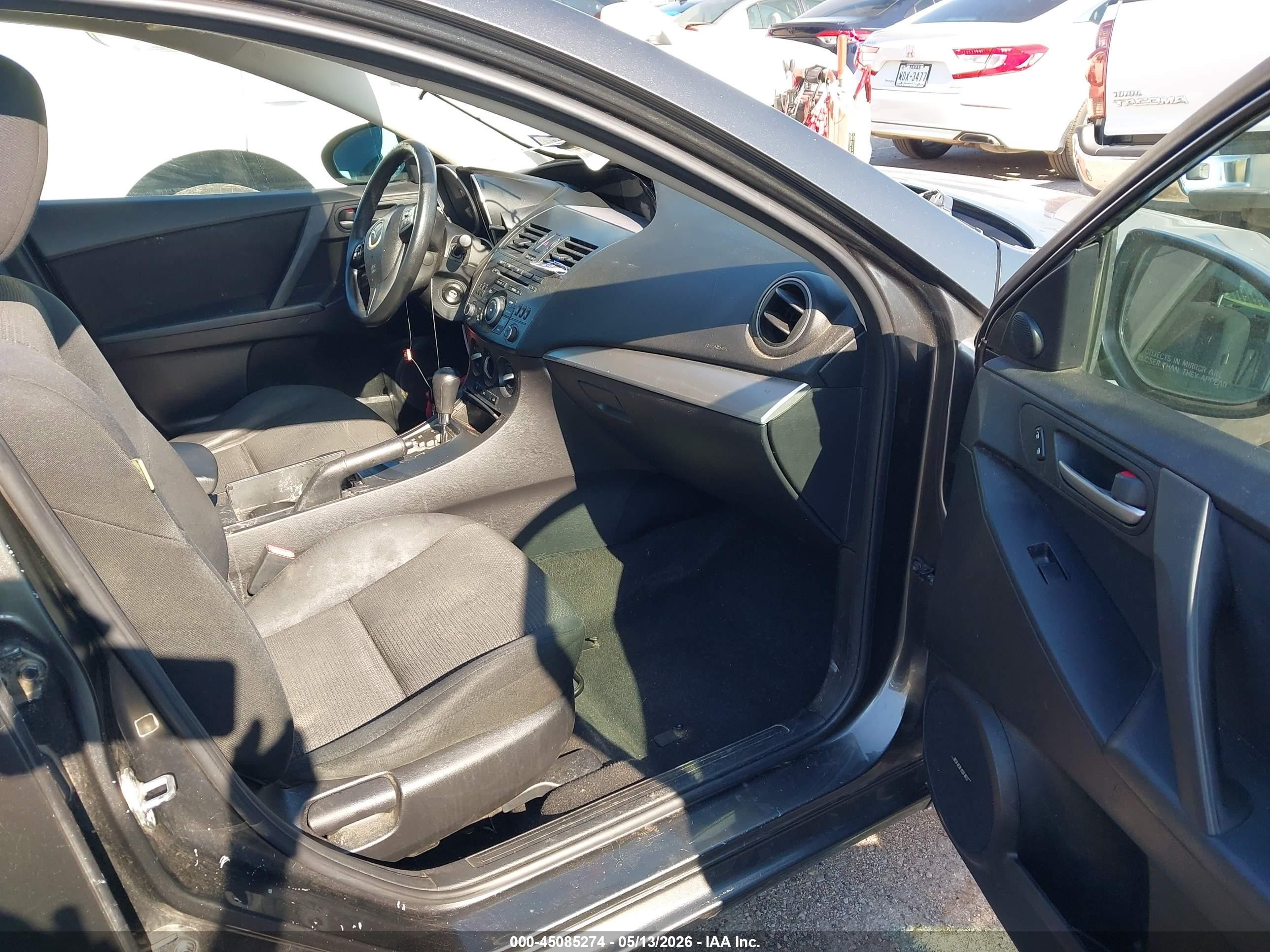 2012 Mazda Mazda3 I Touring Gray vin: JM1BL1VFXC1503679
