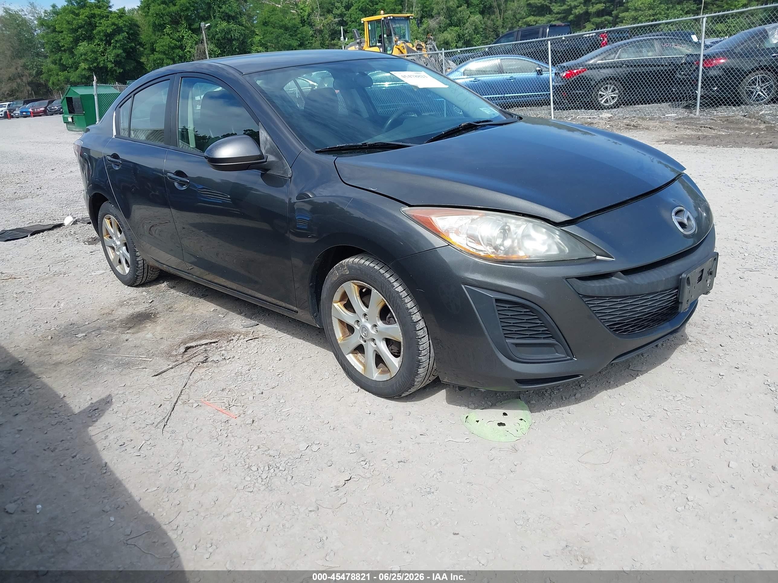 2011 Mazda Mazda3 I Touring Gray vin: JM1BL1VG0B1364430