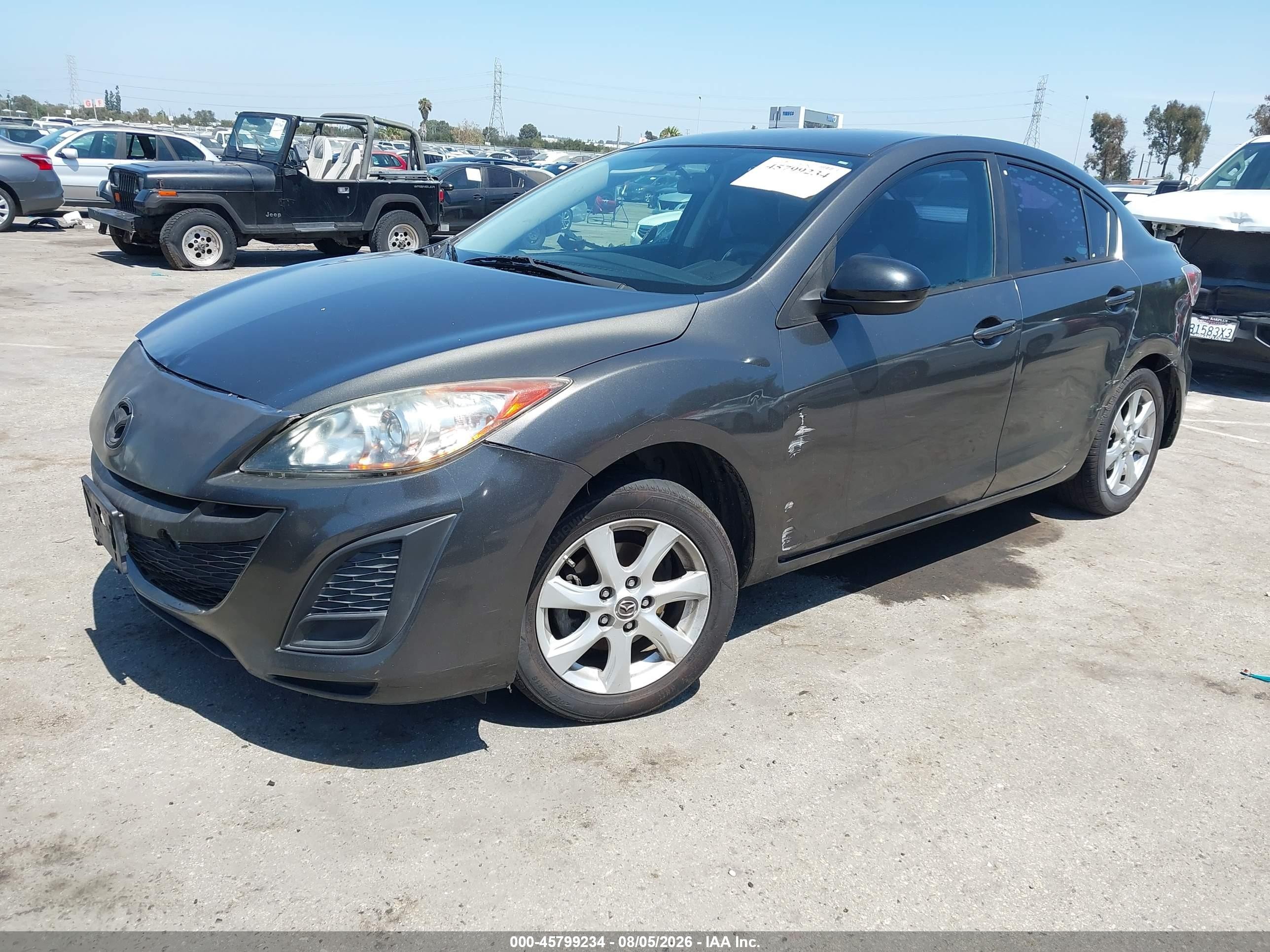2011 Mazda Mazda3 I Touring Gray vin: JM1BL1VG1B1386615