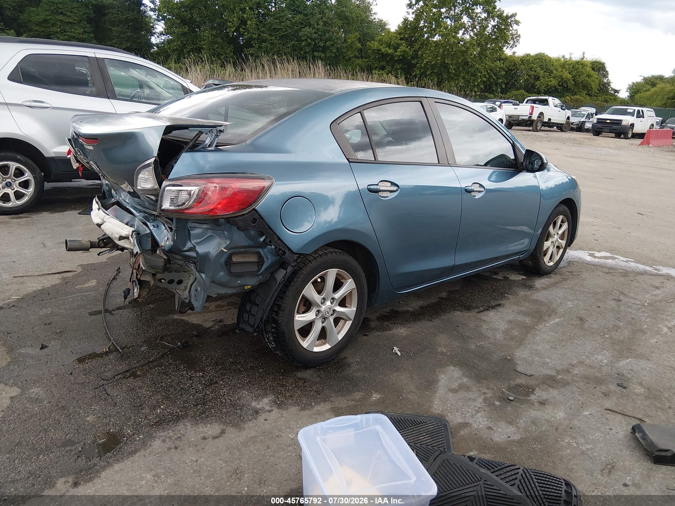 2011 Mazda Mazda3 I Touring Blue vin: JM1BL1VG1B1447185