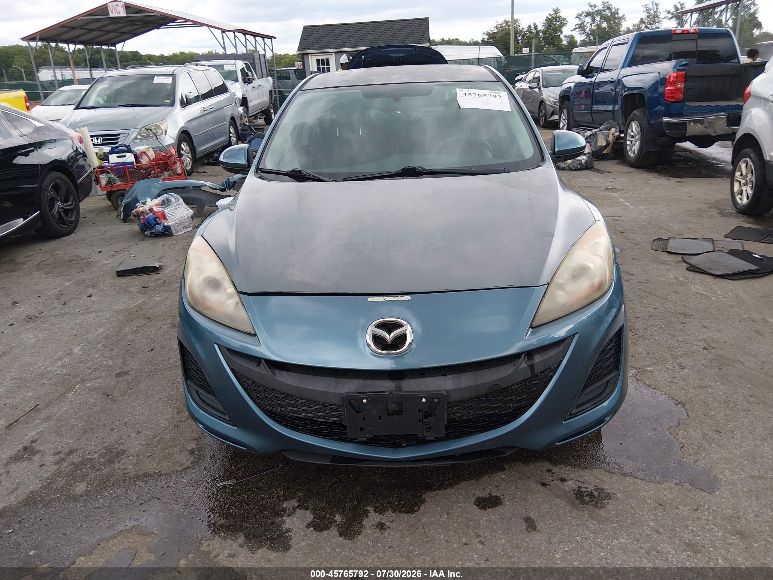 2011 Mazda Mazda3 I Touring Blue vin: JM1BL1VG1B1447185
