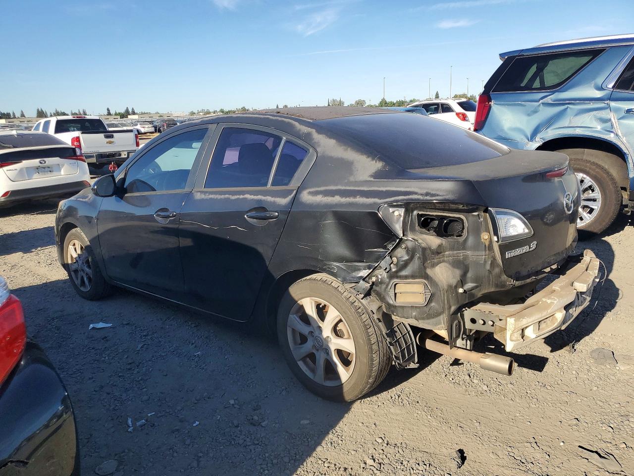 2011 Mazda 3 I Черный vin: JM1BL1VG1B1476587