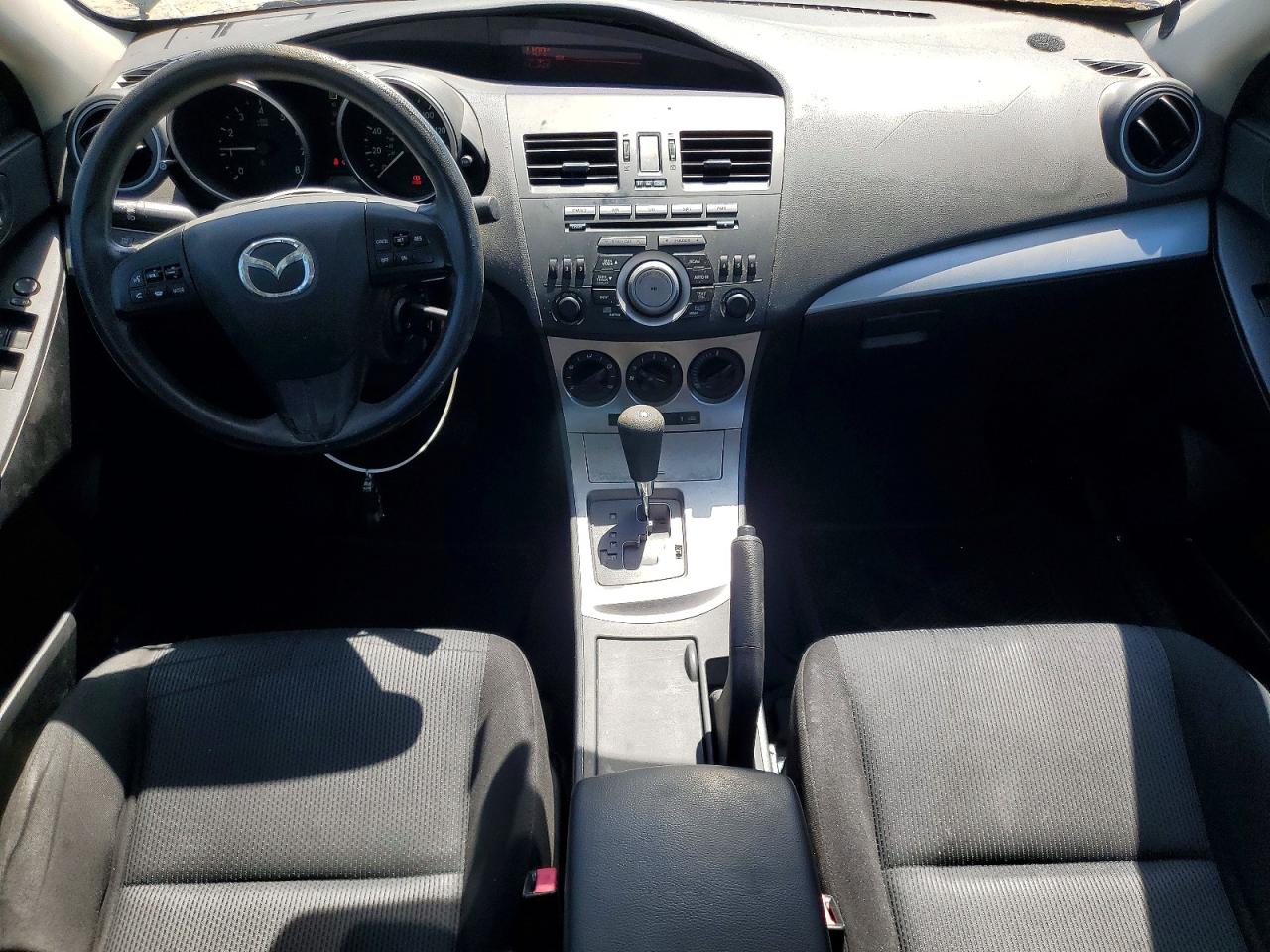 2011 Mazda 3 I Black vin: JM1BL1VG2B1481331