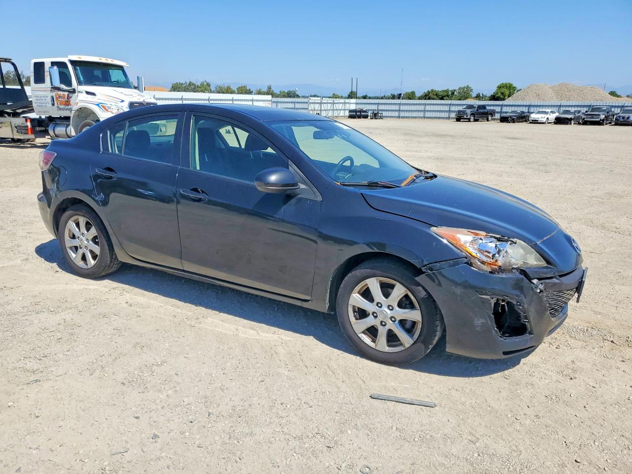 2011 Mazda 3 I Black vin: JM1BL1VG2B1481331