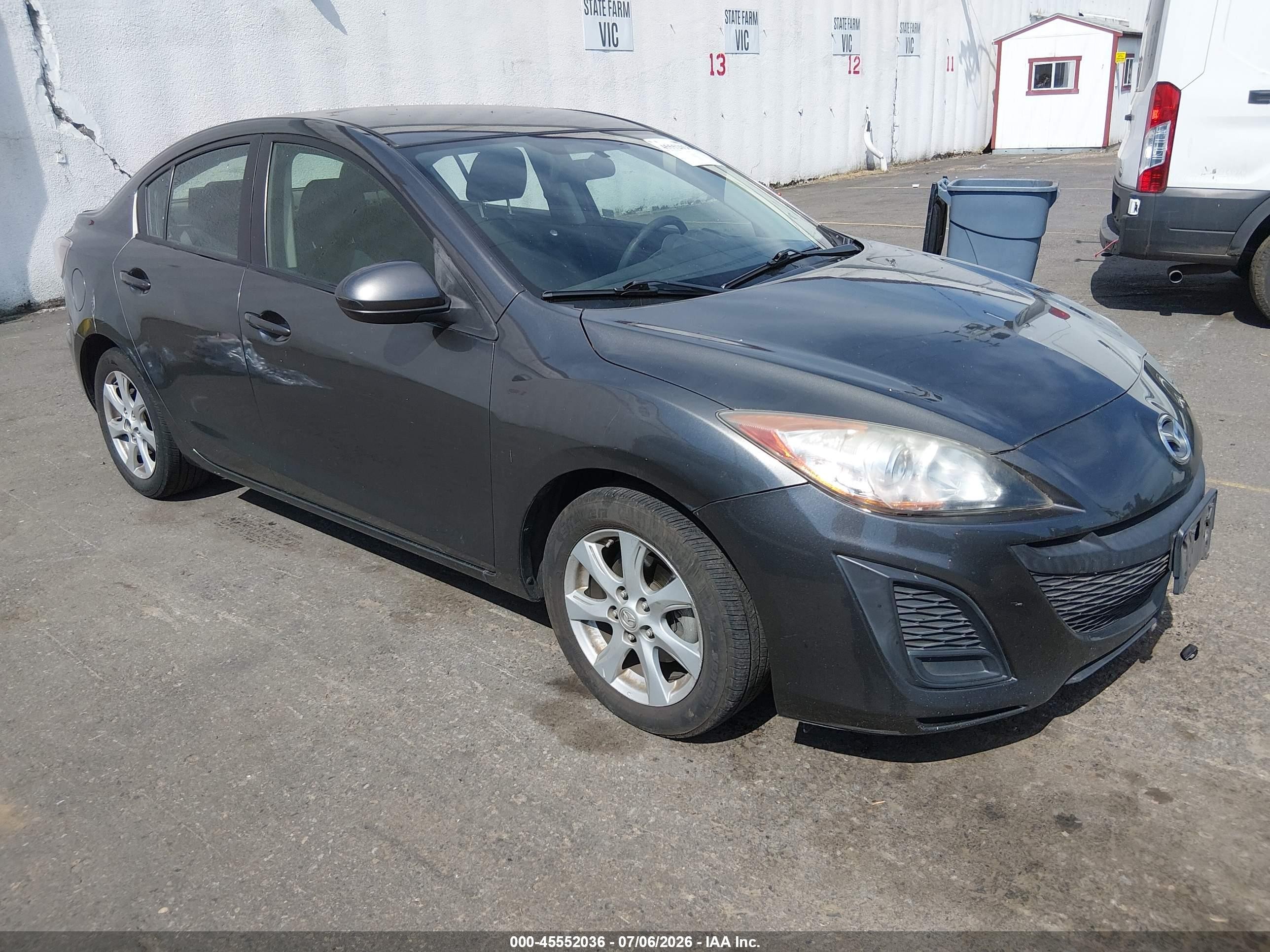 2011 Mazda Mazda3 I Touring Серый vin: JM1BL1VG2B1491728