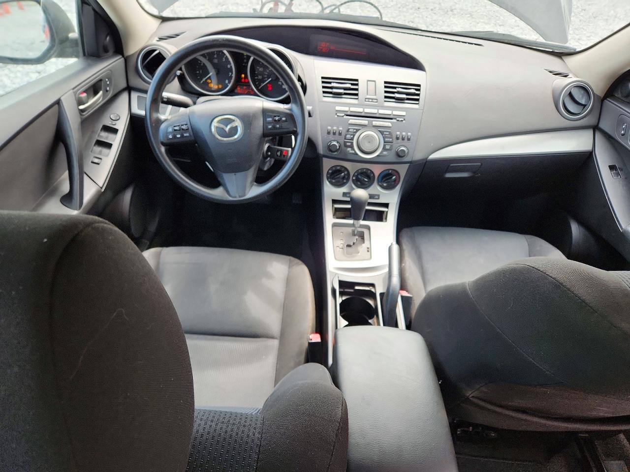 2011 Mazda 3 I Black vin: JM1BL1VG3B1357939