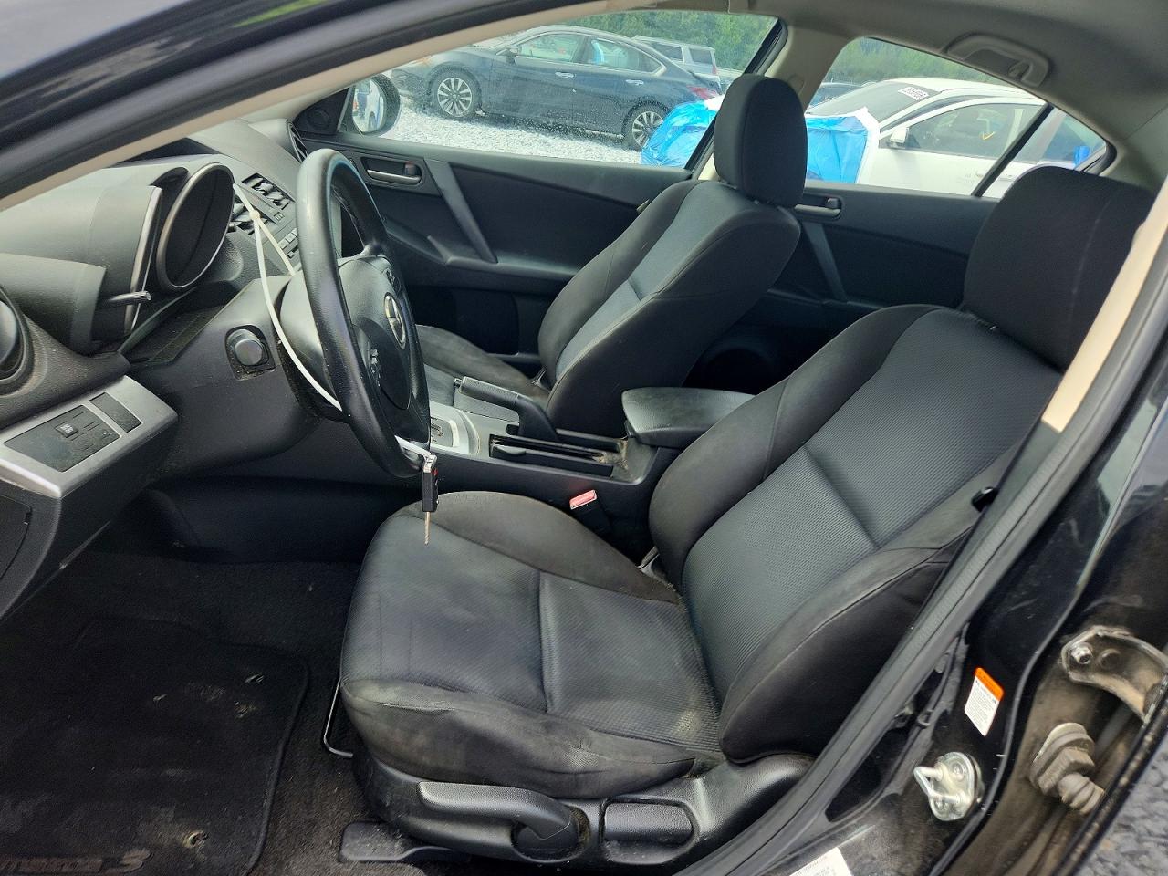 2011 Mazda 3 I Black vin: JM1BL1VG3B1357939