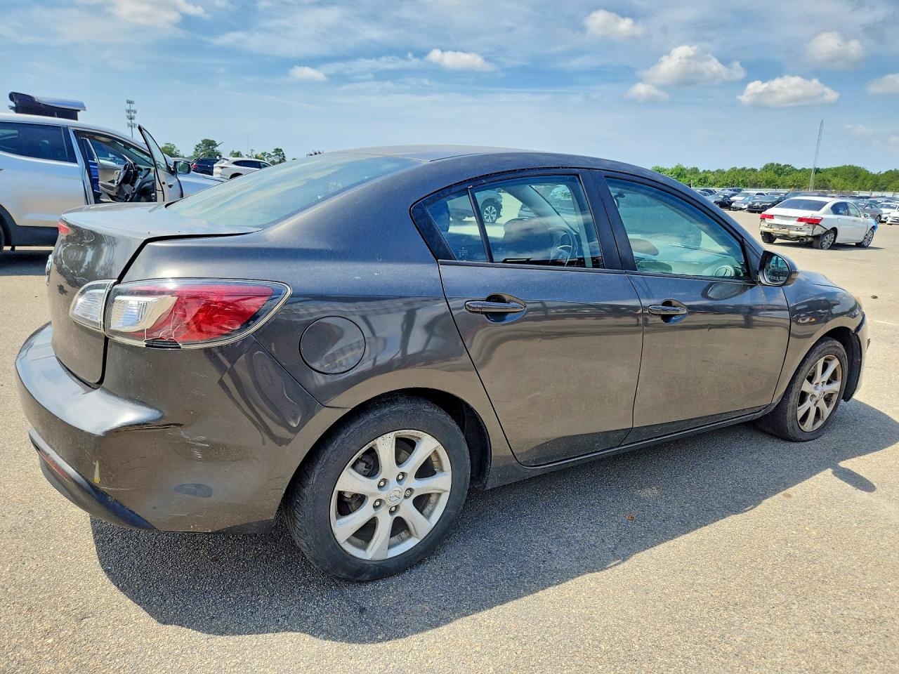 2011 Mazda 3 I Black vin: JM1BL1VG3B1363739