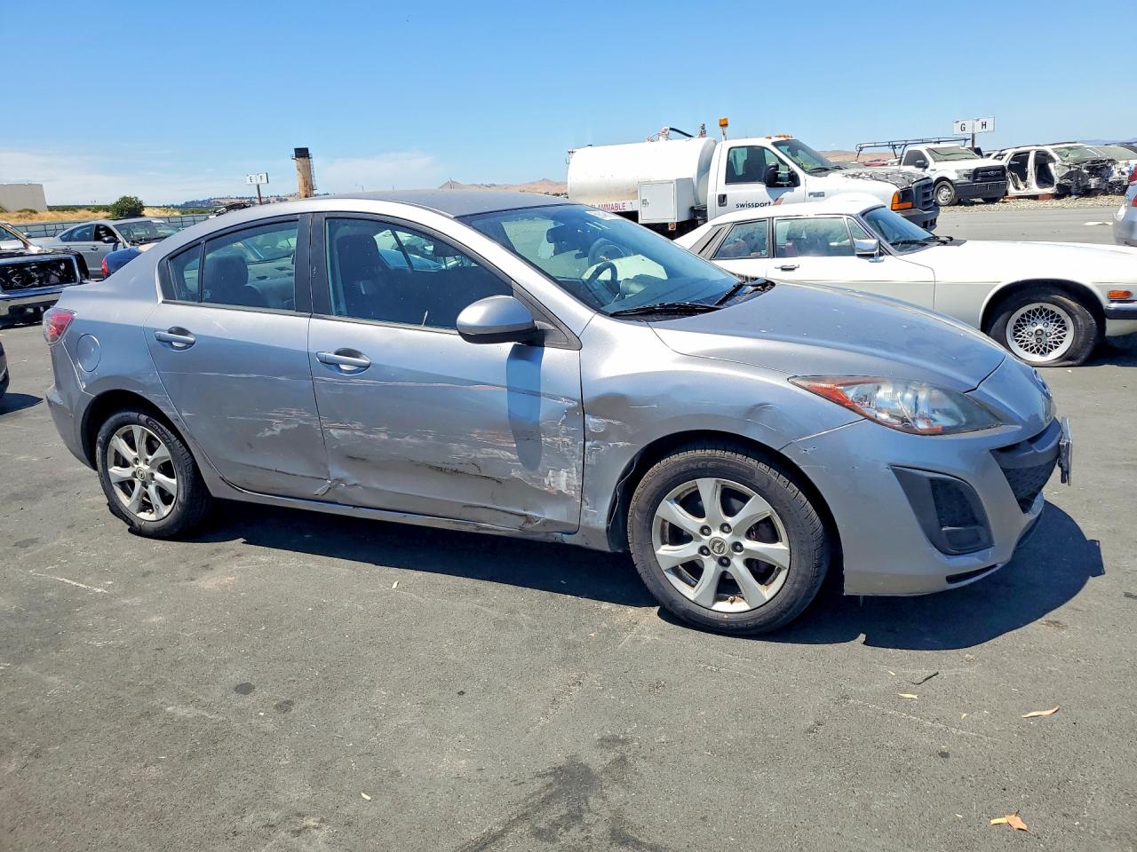 2011 Mazda 3 I Silver vin: JM1BL1VG3B1416150