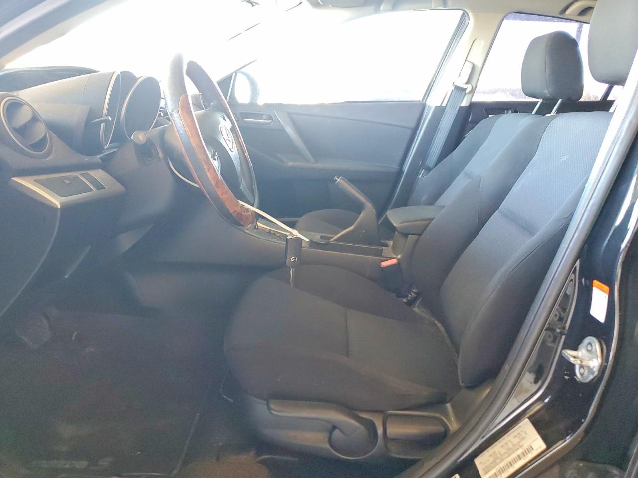 2011 Mazda 3 I Black vin: JM1BL1VG3B1434115