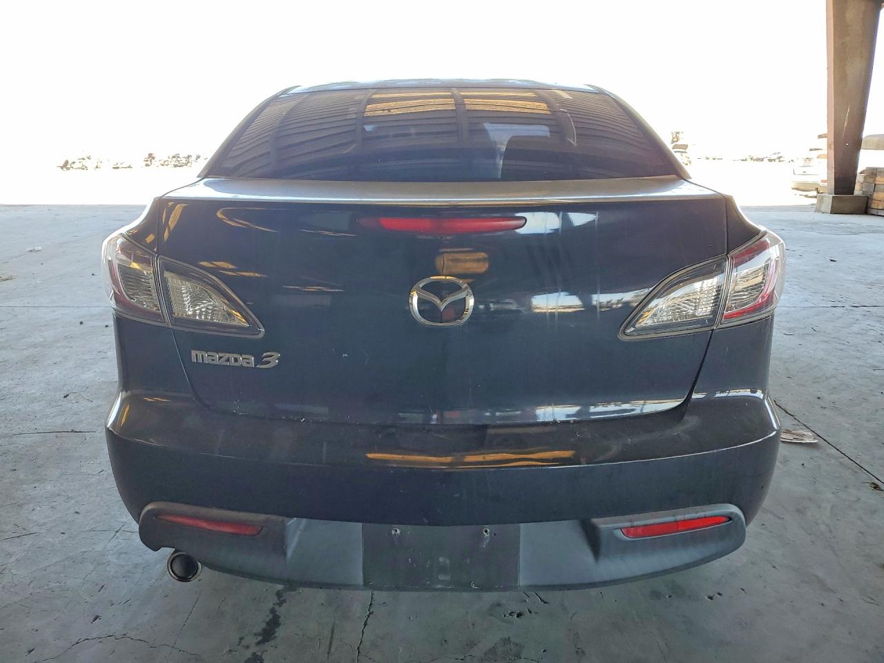 2011 Mazda 3 I Black vin: JM1BL1VG3B1434115