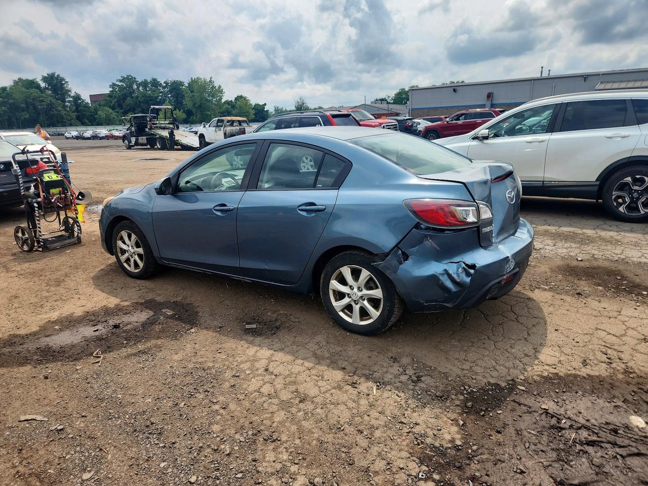 2011 Mazda 3 I Turquoise vin: JM1BL1VG5B1357103