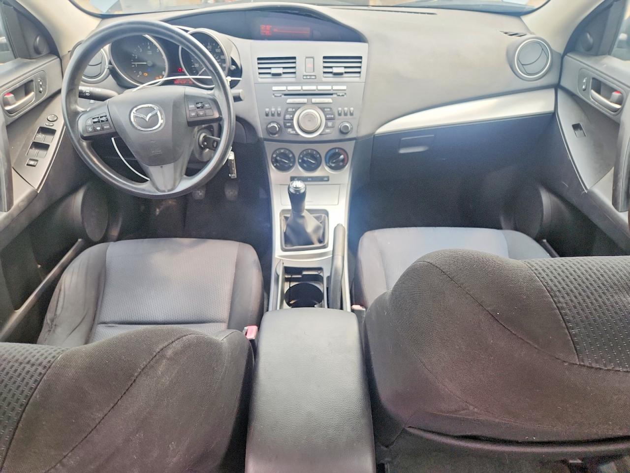 2011 Mazda 3 I Turquoise vin: JM1BL1VG5B1357103