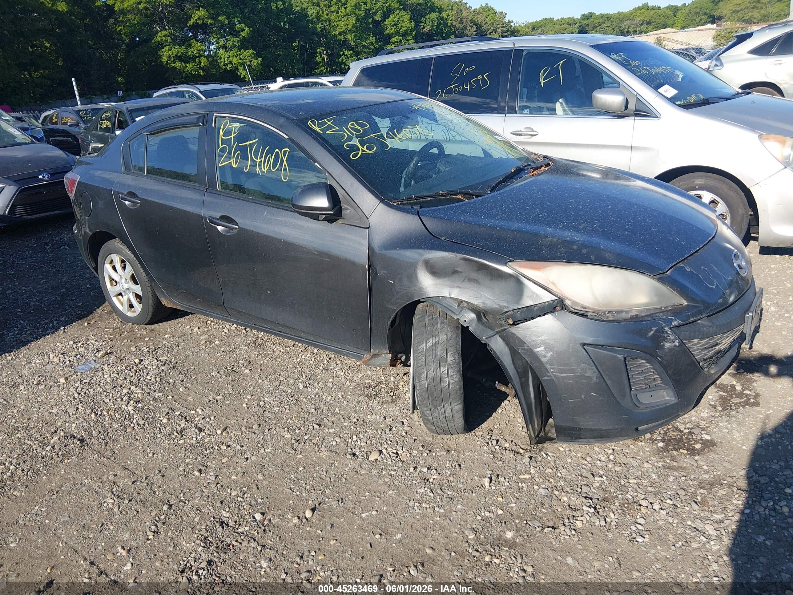 2011 Mazda Mazda3 I Touring Gray vin: JM1BL1VG5B1399562