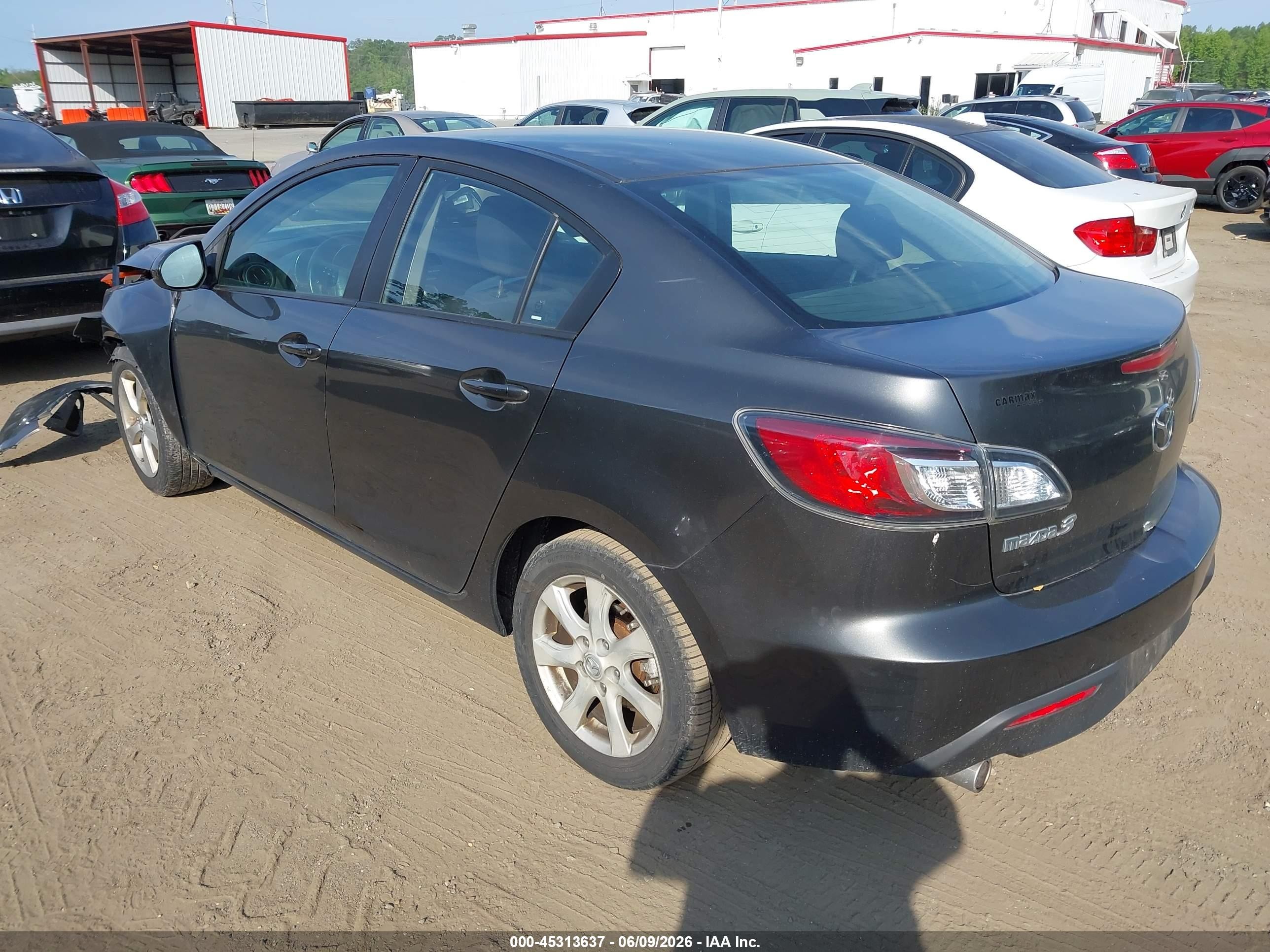 2011 Mazda Mazda3 I Touring Gray vin: JM1BL1VG5B1411435
