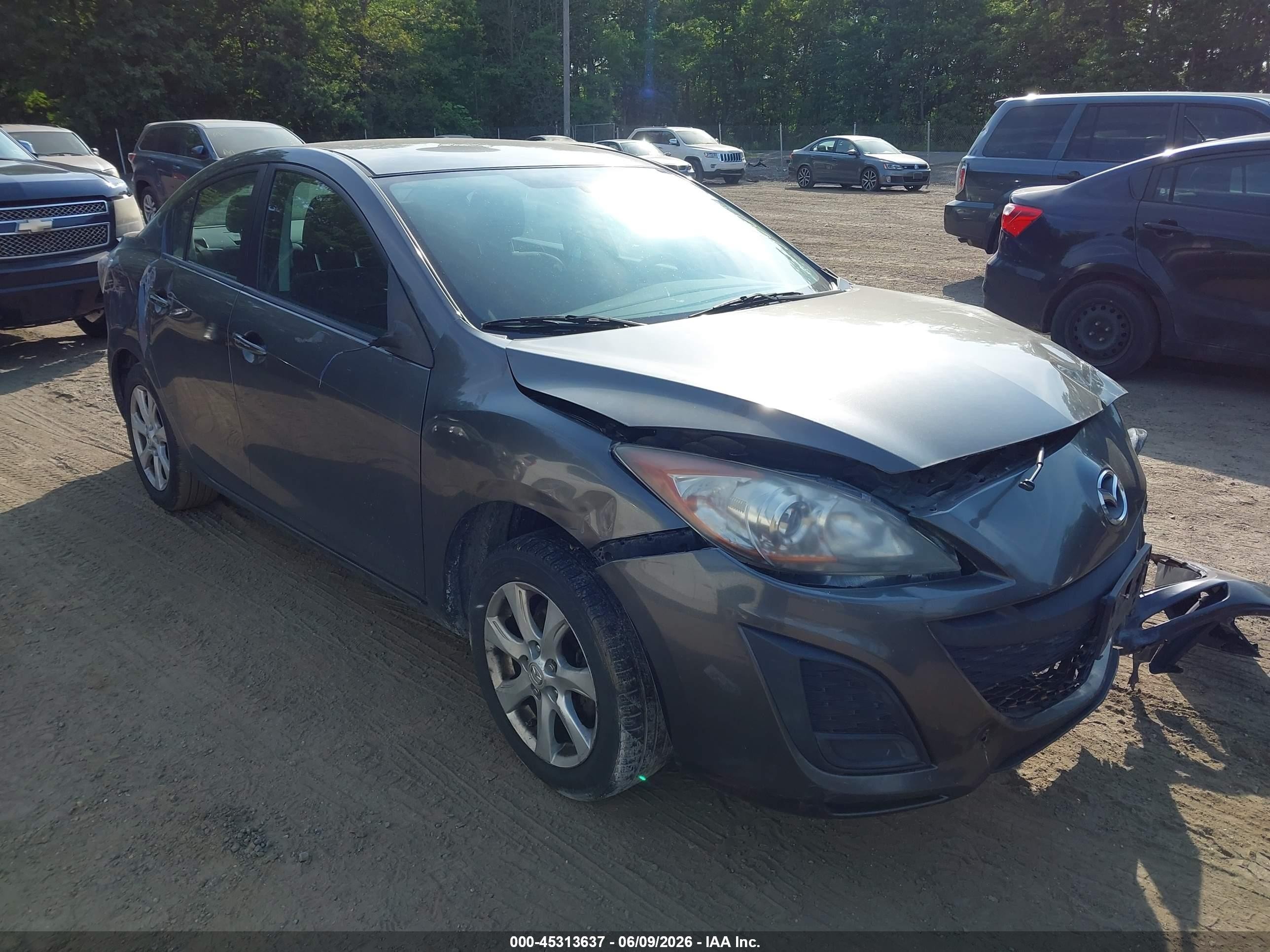 2011 Mazda Mazda3 I Touring Серый vin: JM1BL1VG5B1411435