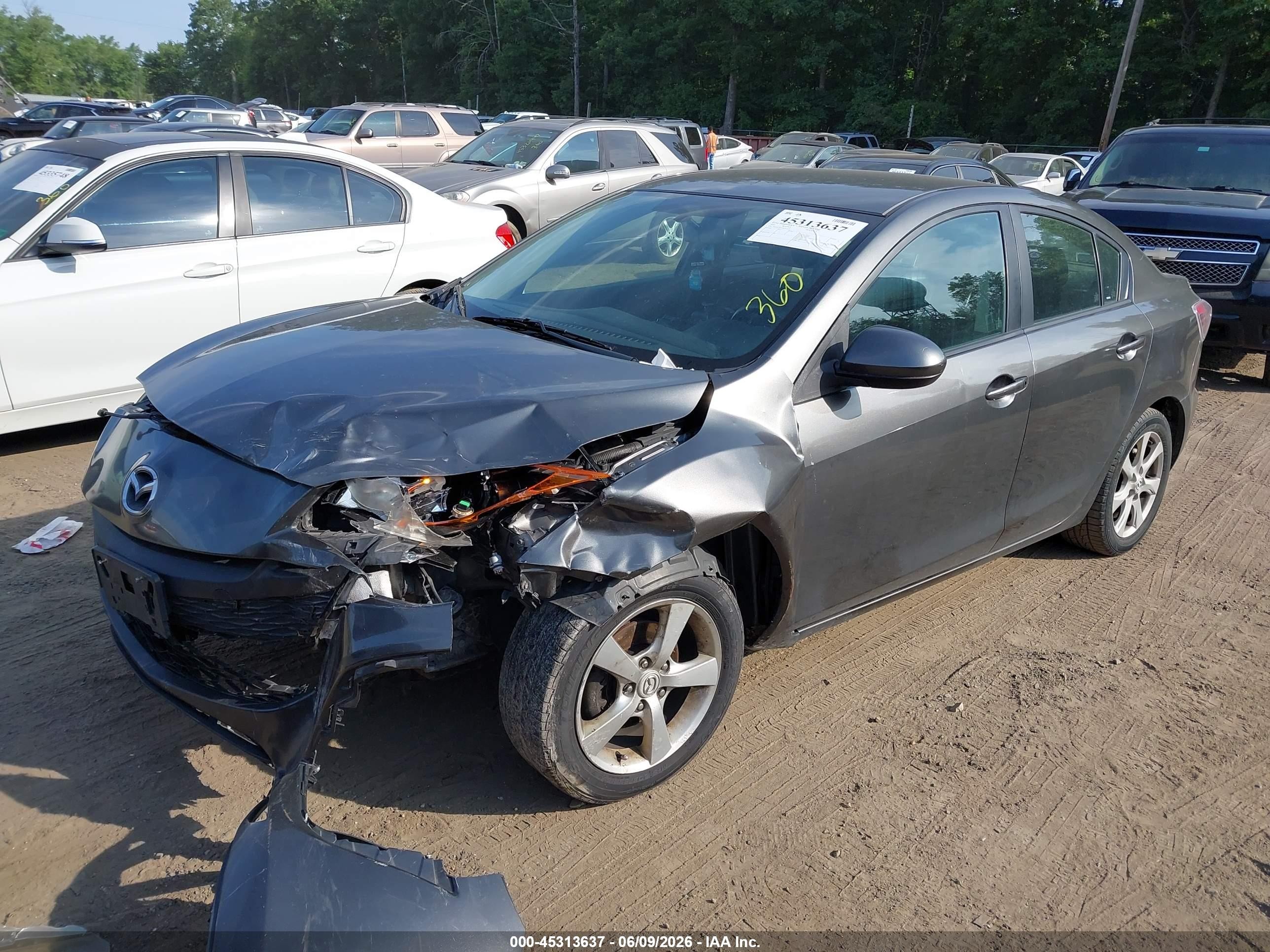 2011 Mazda Mazda3 I Touring Gray vin: JM1BL1VG5B1411435