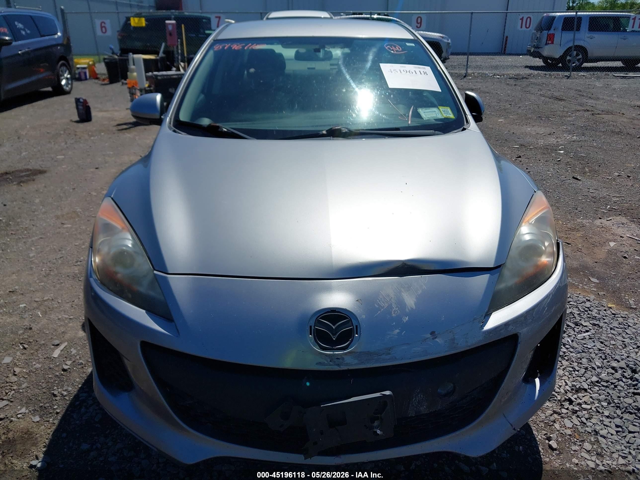 2012 Mazda Mazda3 I Touring Серебряный vin: JM1BL1VG5C1507759