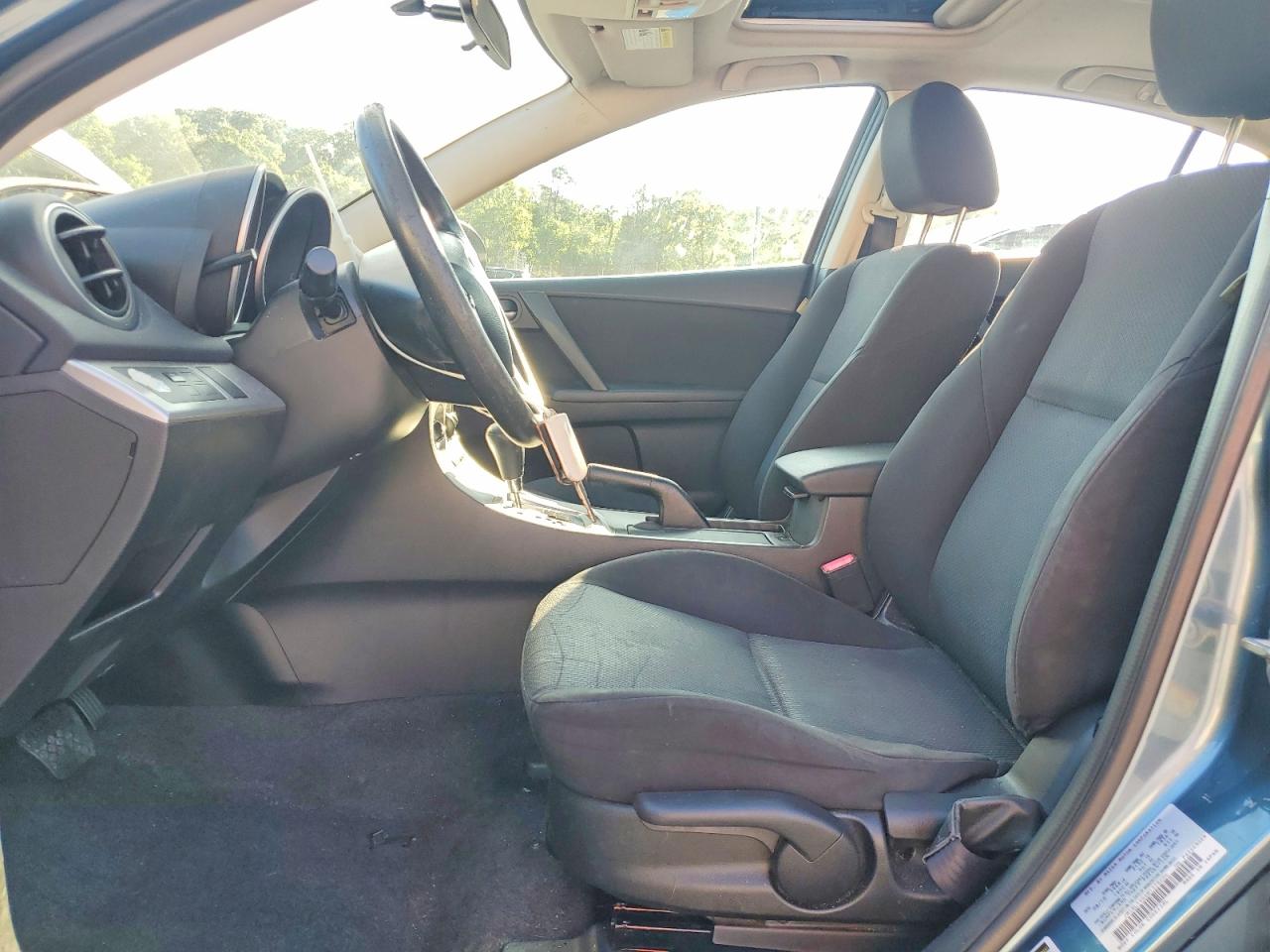 2011 Mazda 3 I Blue vin: JM1BL1VG6B1378204