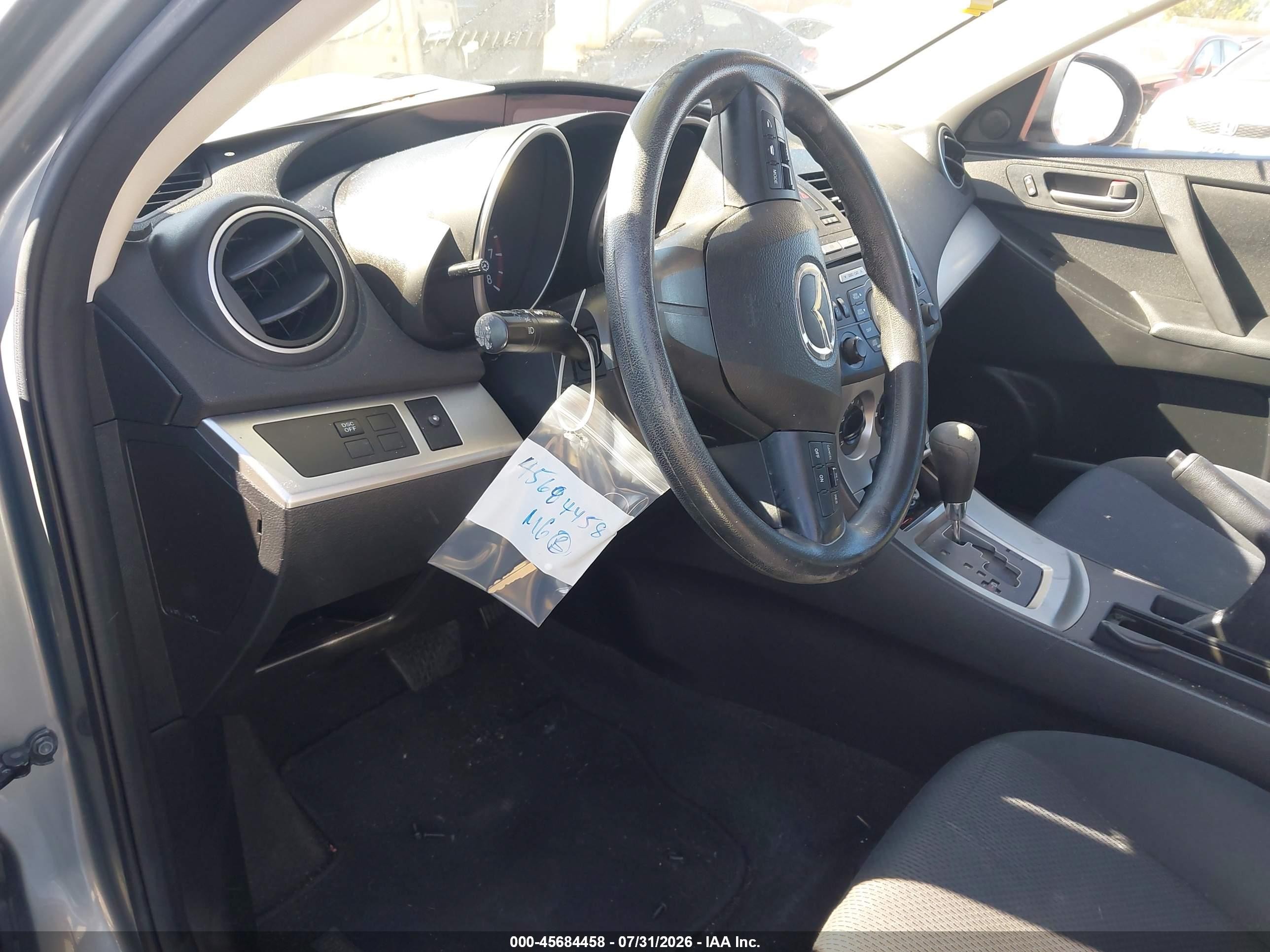 2011 Mazda Mazda3 I Touring Gray vin: JM1BL1VG6B1388439