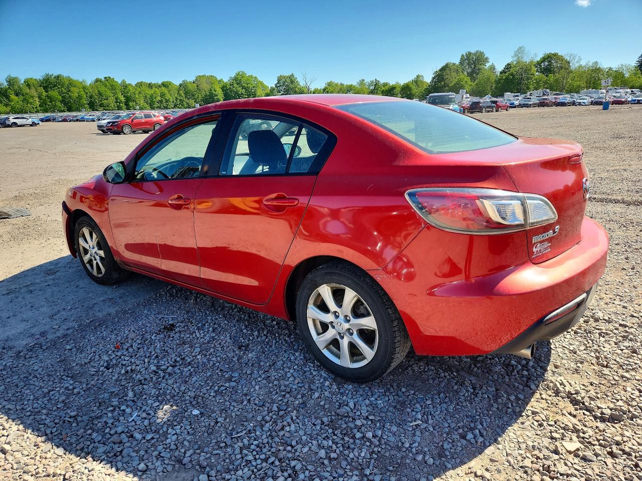 2011 Mazda 3 I Red vin: JM1BL1VG6B1478884