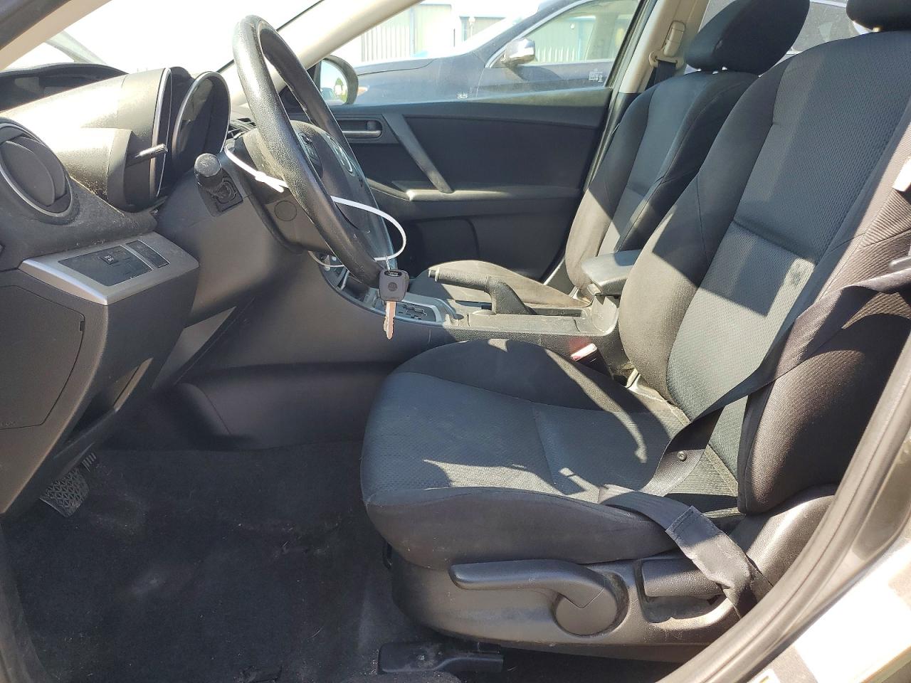 2011 Mazda 3 I Серый vin: JM1BL1VG6B1479288
