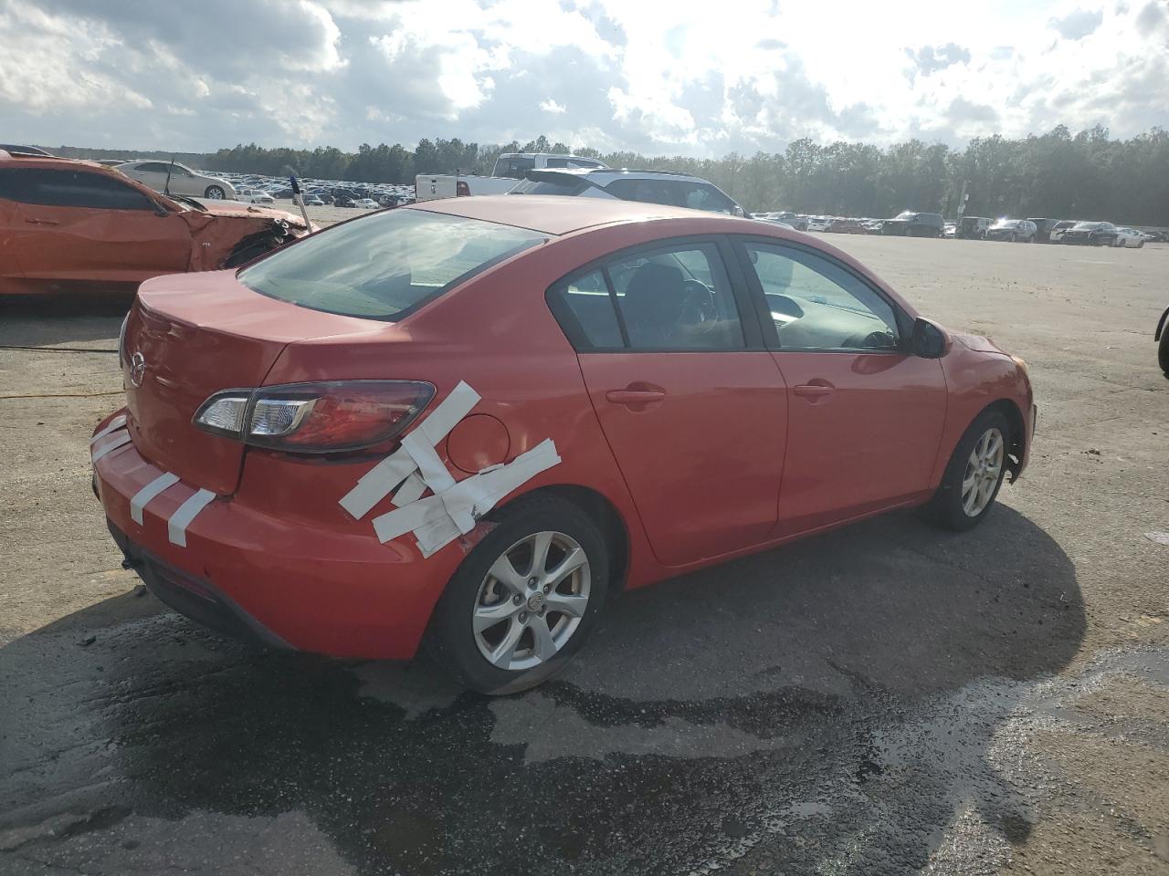 2011 Mazda 3 I Красный vin: JM1BL1VG7B1478103