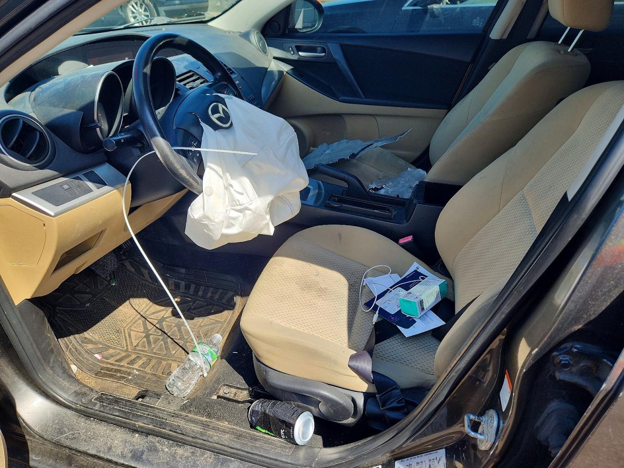 2011 Mazda 3 I Серый vin: JM1BL1VG8B1369407