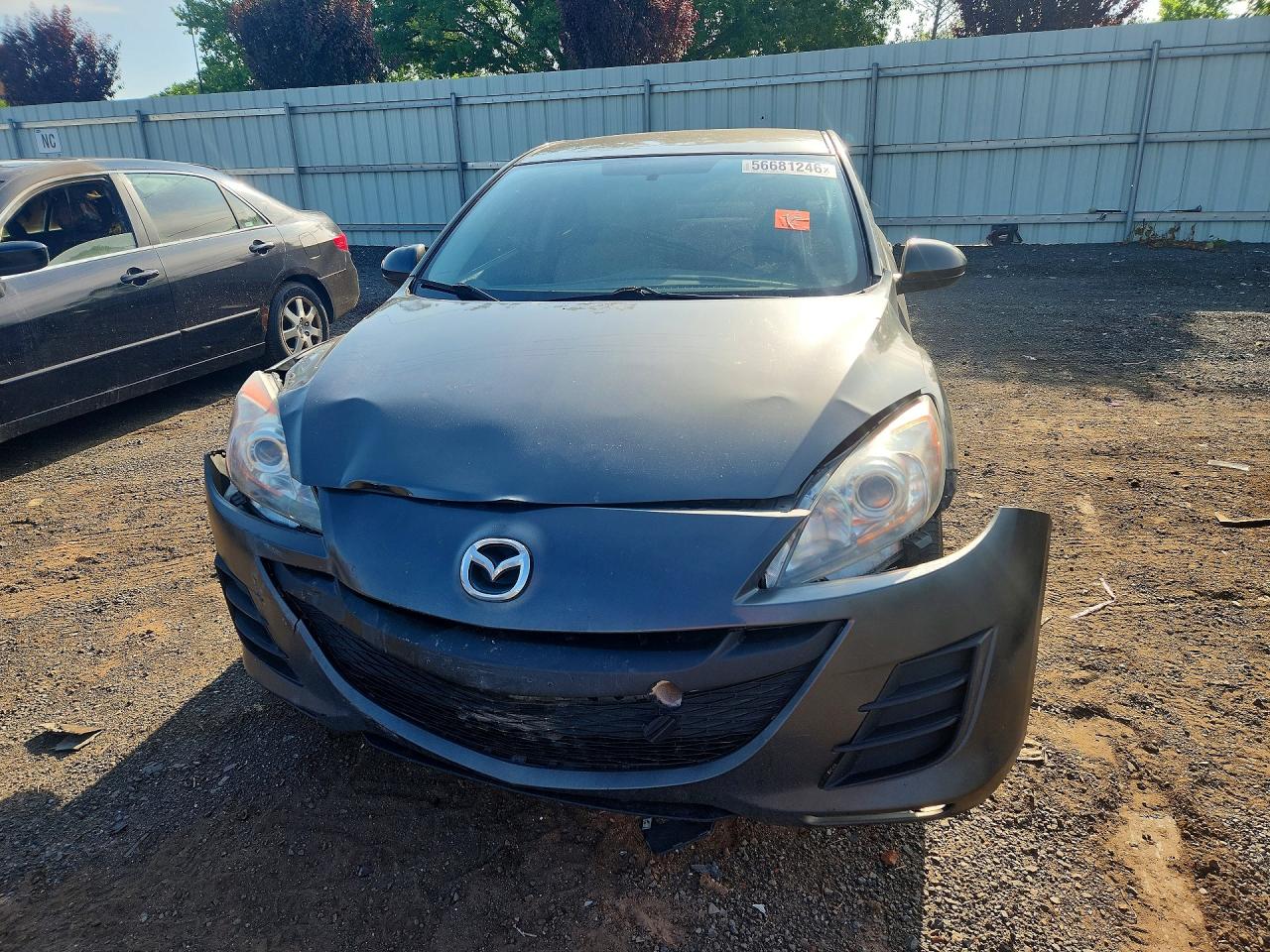 2011 Mazda 3 I Серый vin: JM1BL1VG8B1369407