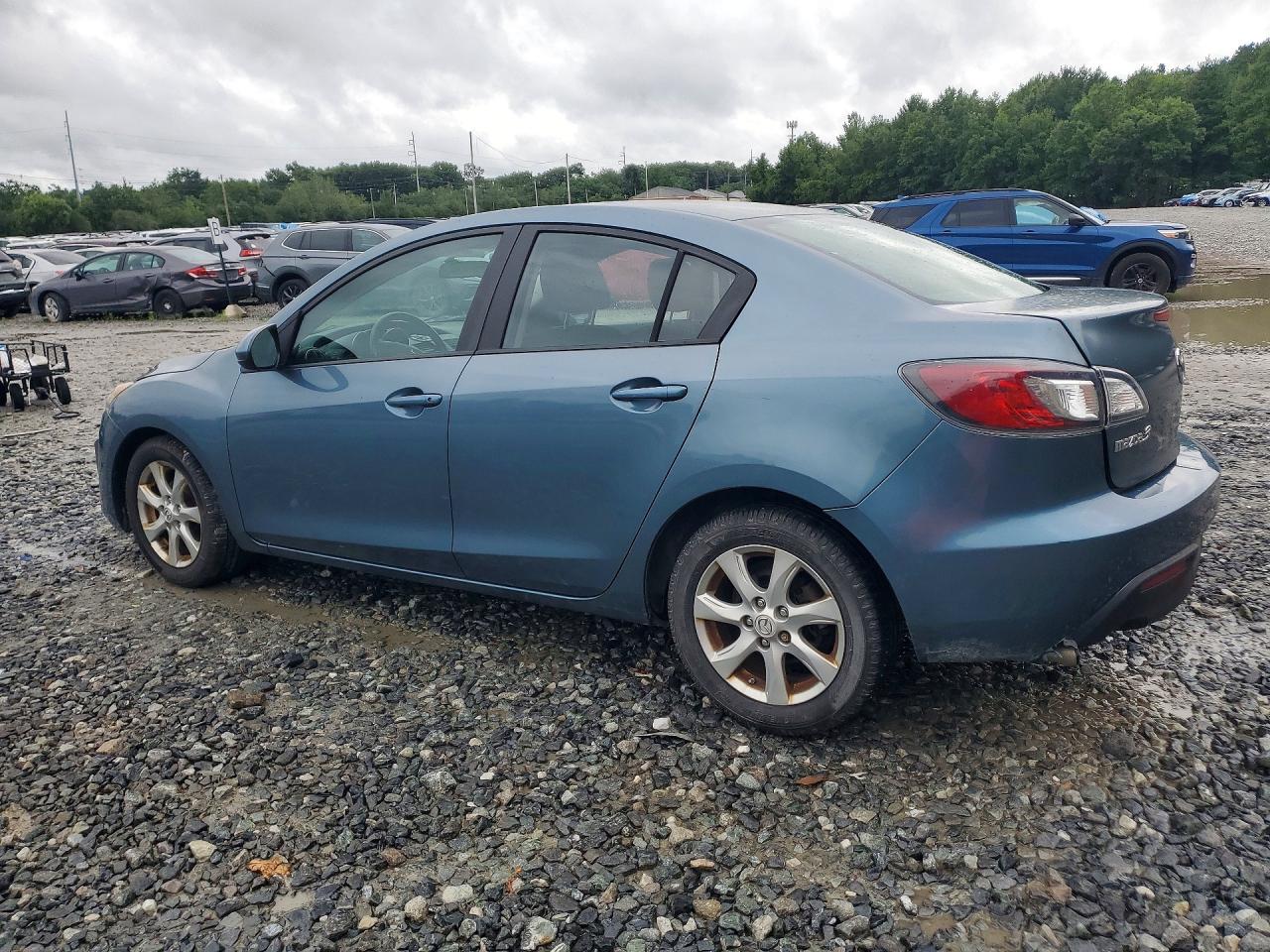 2011 Mazda 3 I Blue vin: JM1BL1VG8B1407184