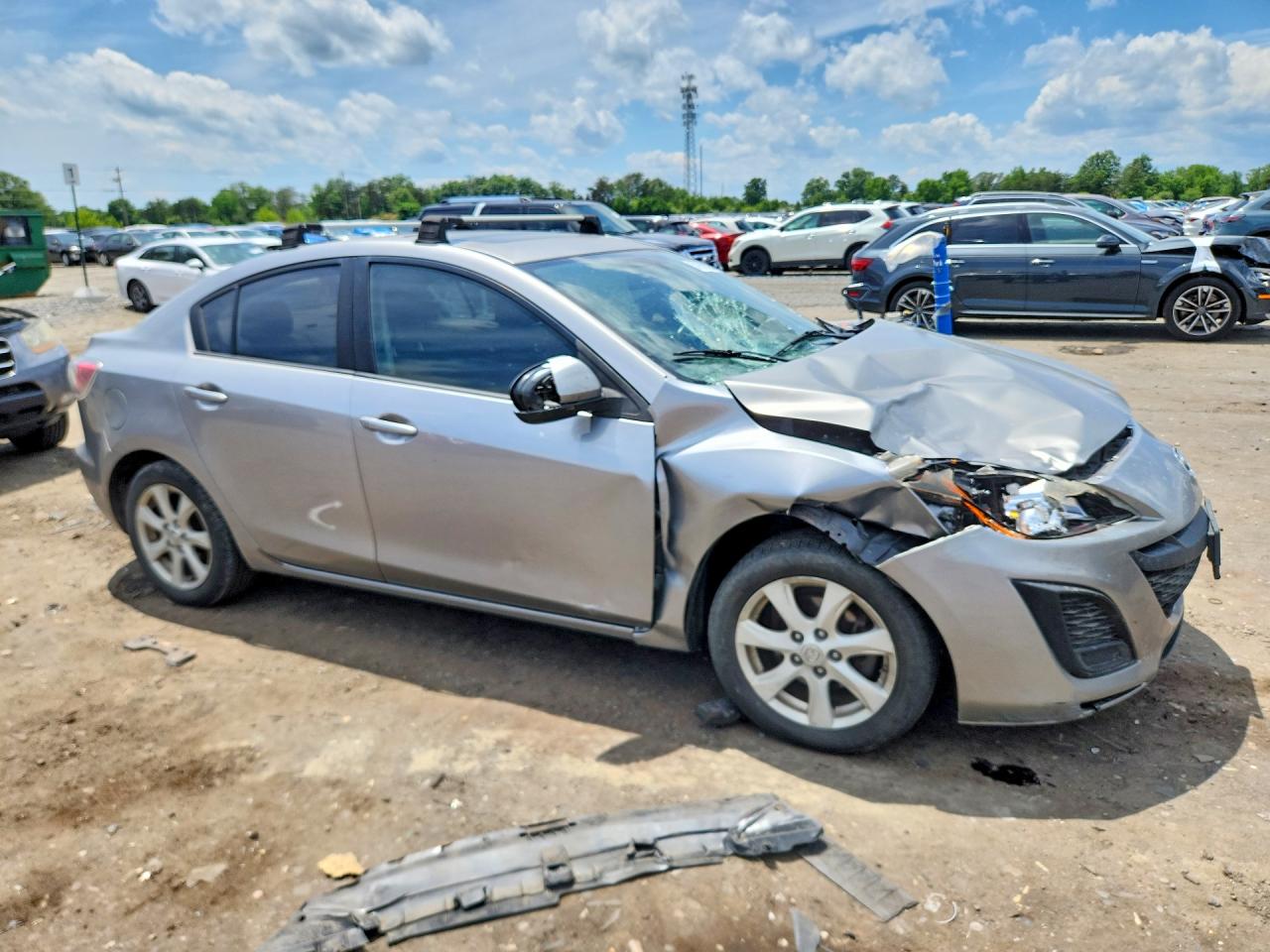 2011 Mazda 3 I Silver vin: JM1BL1VG9B1401149