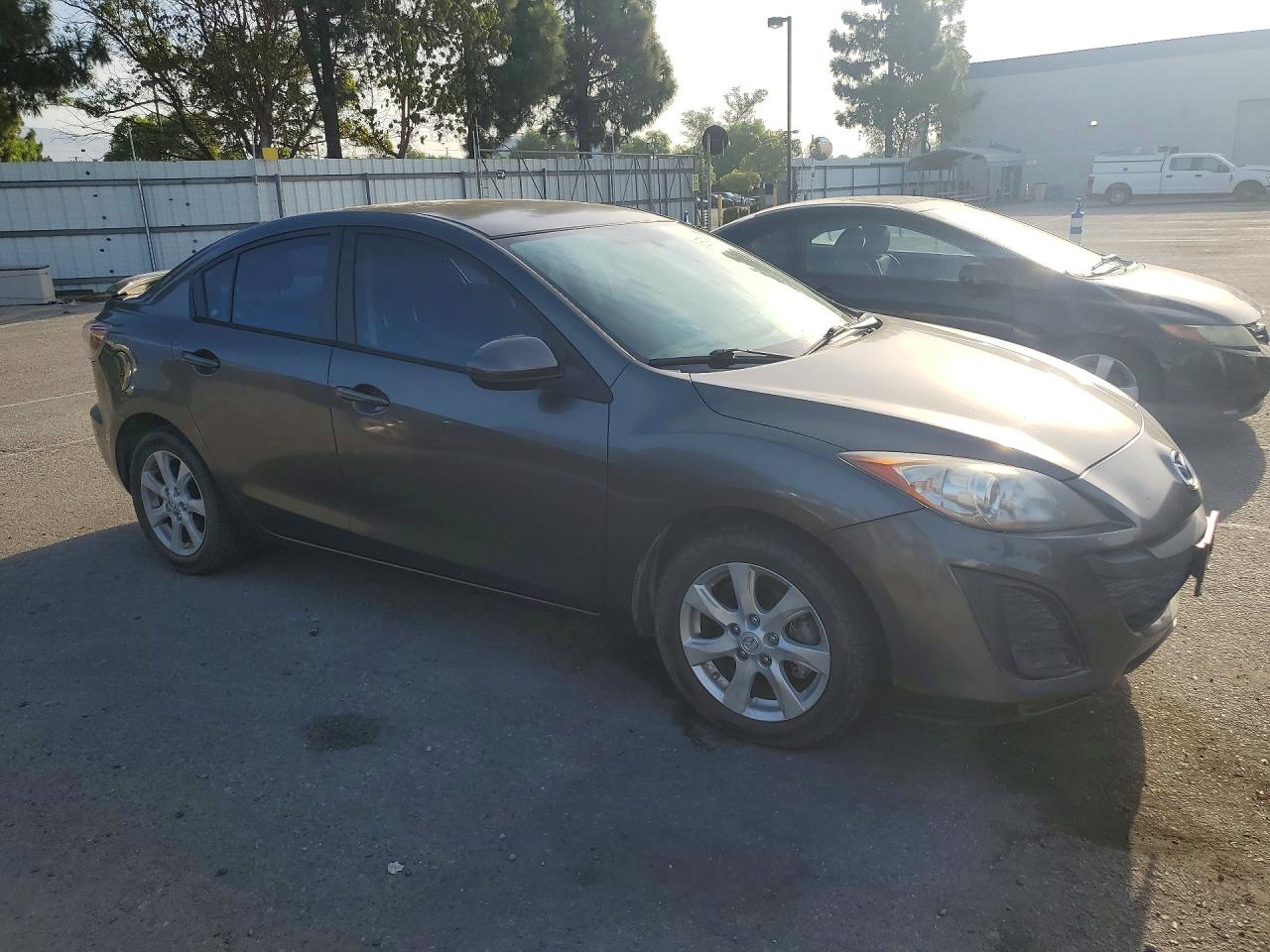 2011 Mazda 3 I Gray vin: JM1BL1VG9B1487661