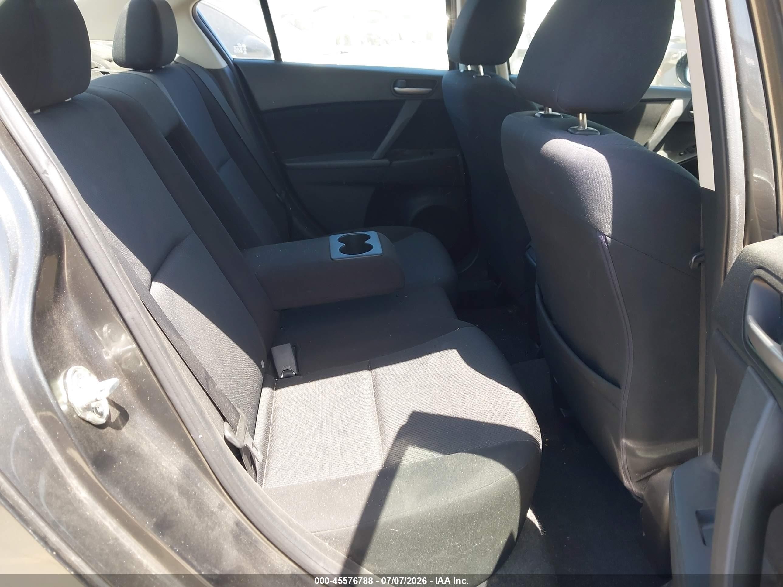 2011 Mazda Mazda3 I Touring Gray vin: JM1BL1VG9B1900419