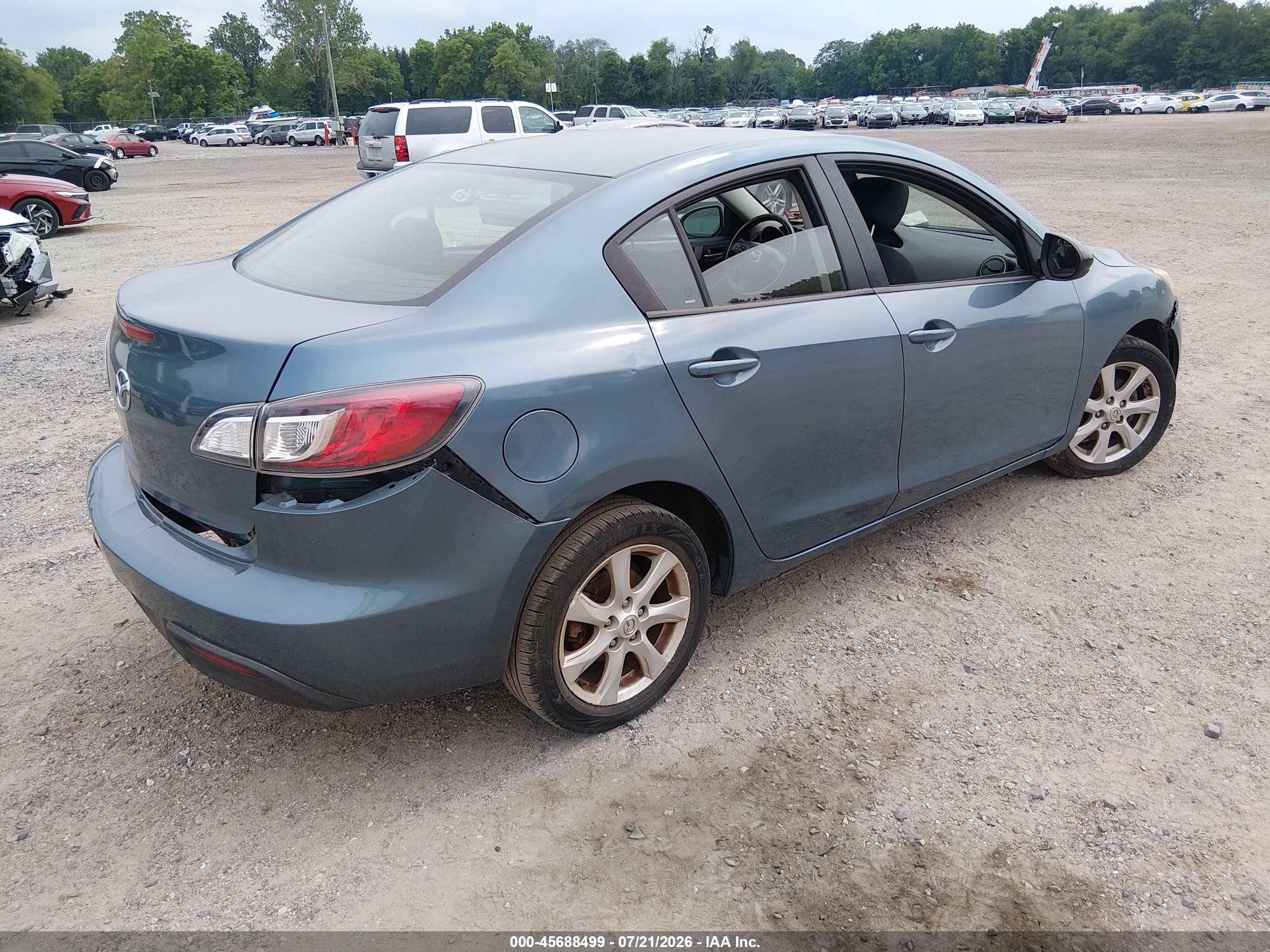 2011 Mazda Mazda3 I Touring Teal vin: JM1BL1VGXB1423371