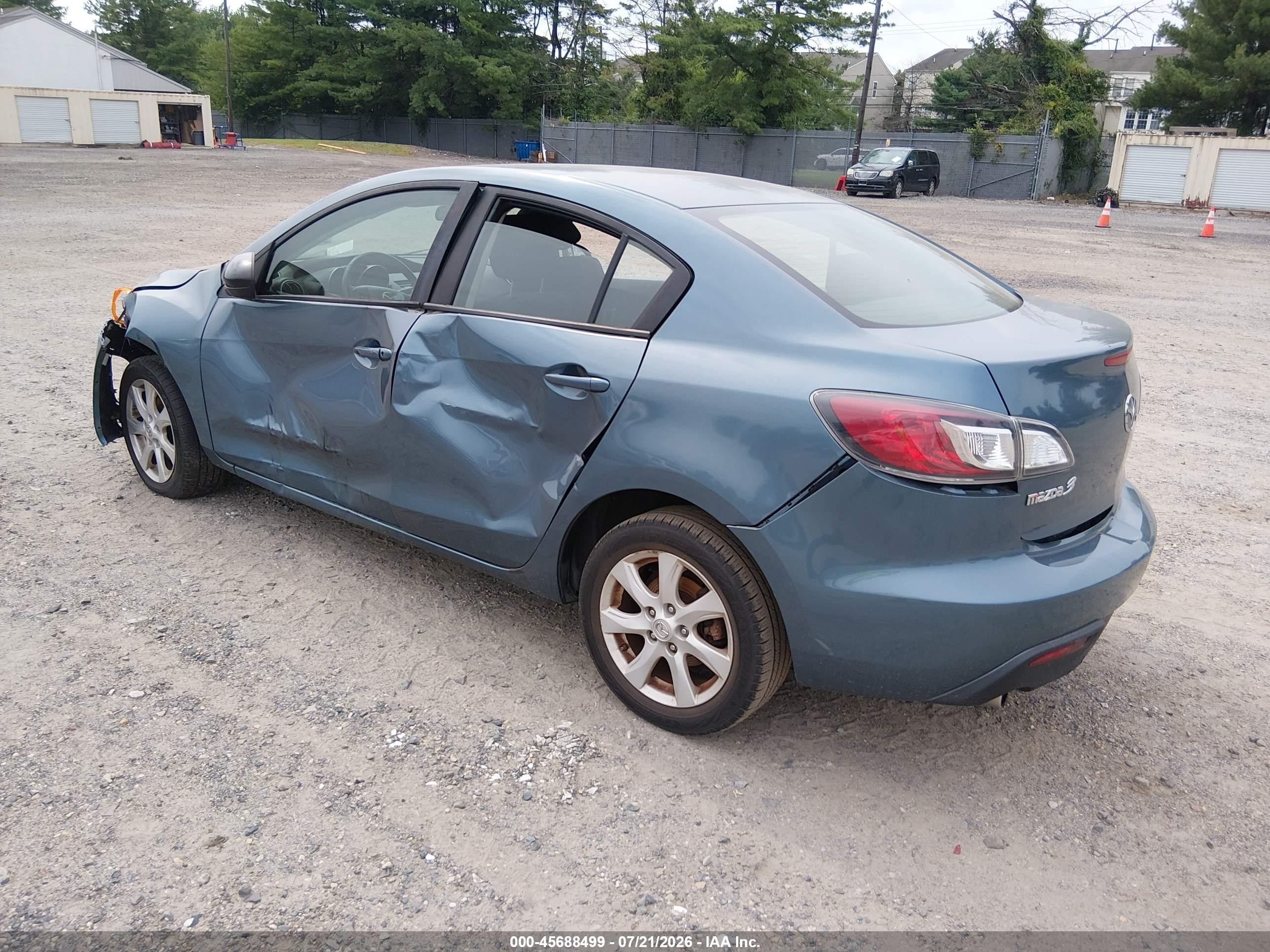 2011 Mazda Mazda3 I Touring Teal vin: JM1BL1VGXB1423371