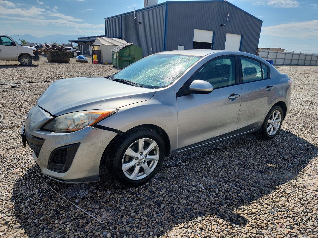 2011 Mazda 3 I Серебряный vin: JM1BL1VGXB1434869