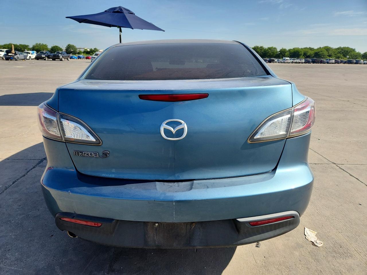 2011 Mazda 3 I Бирюзовый vin: JM1BL1VGXB1443846