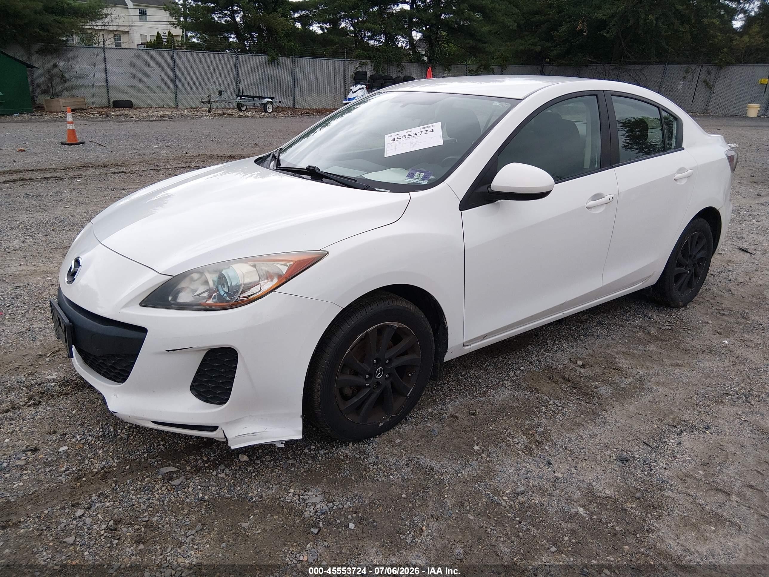 2013 Mazda Mazda3 I Touring White vin: JM1BL1VP3D1749760