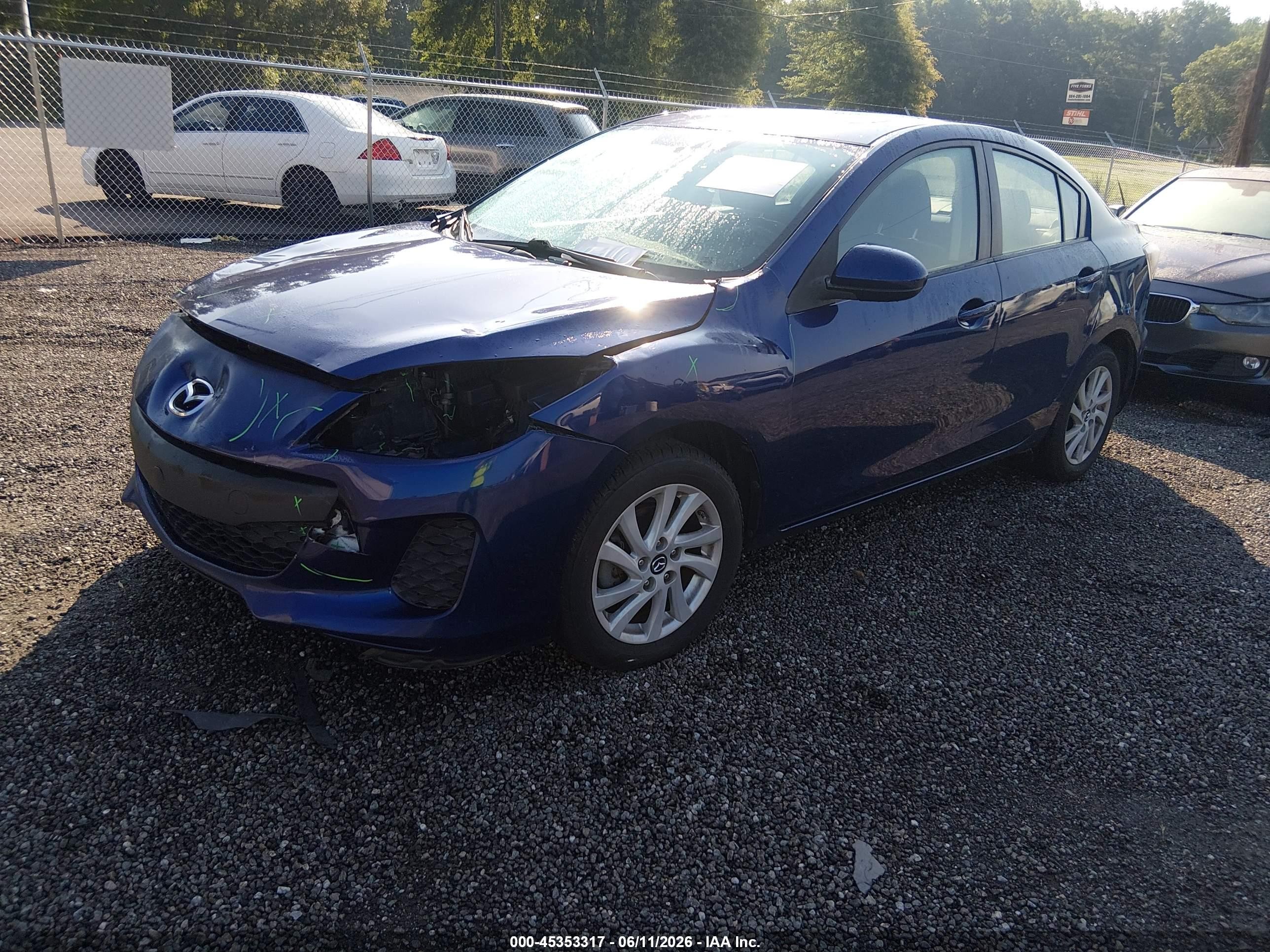 2013 Mazda Mazda3 I Touring Dark Blue vin: JM1BL1VP4D1789734